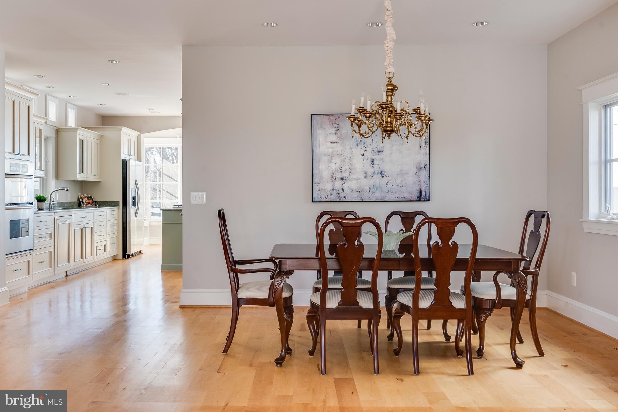 MURRAY HILL - Residential