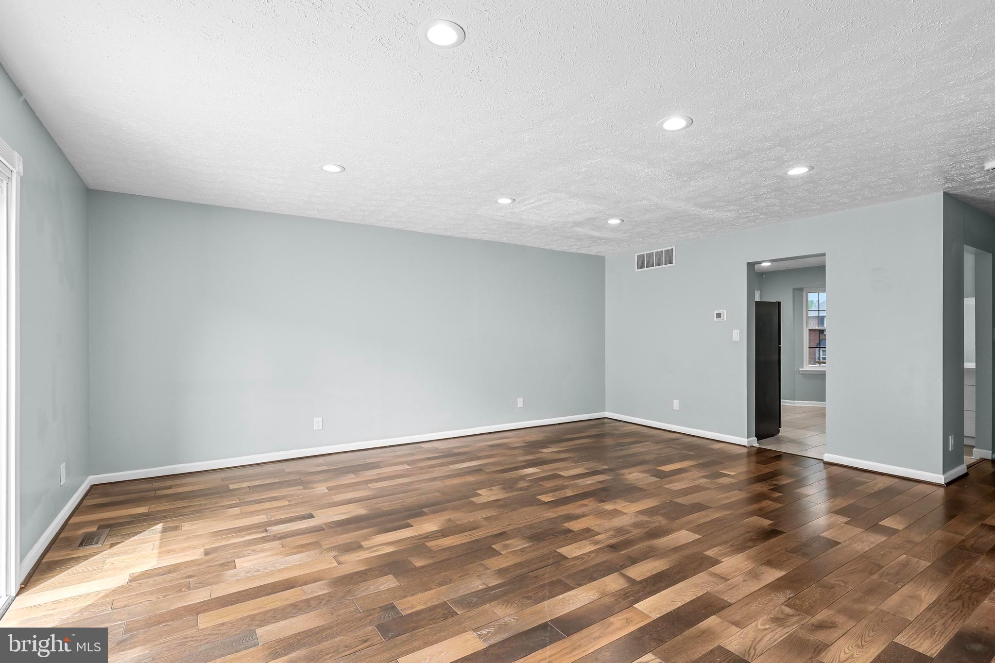 NOTTINGHAM - Residential Lease