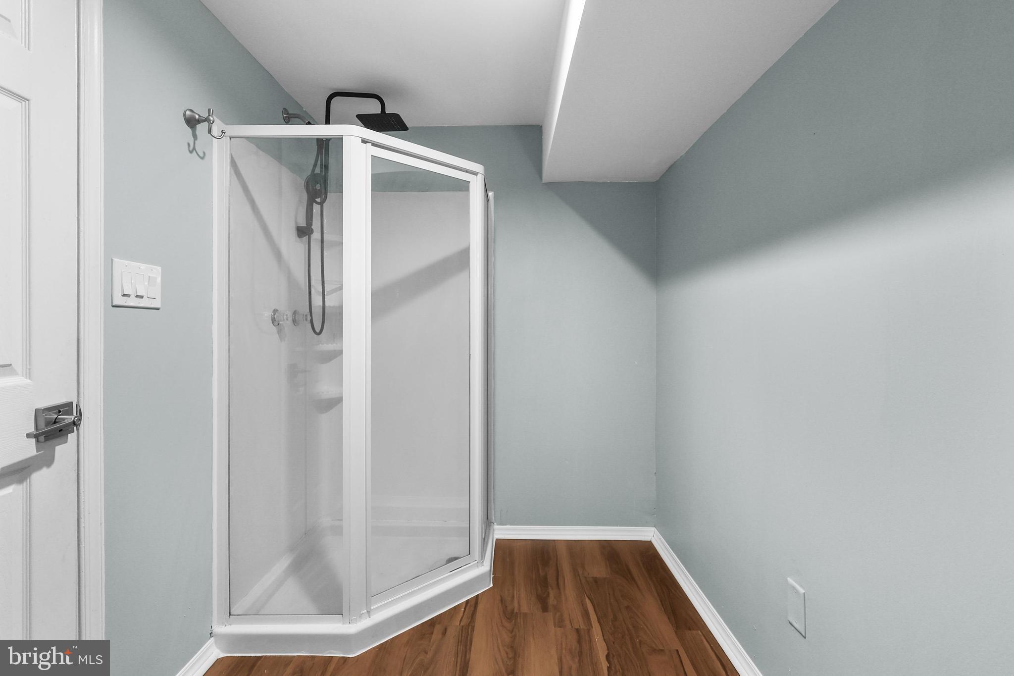 NOTTINGHAM - Residential Lease