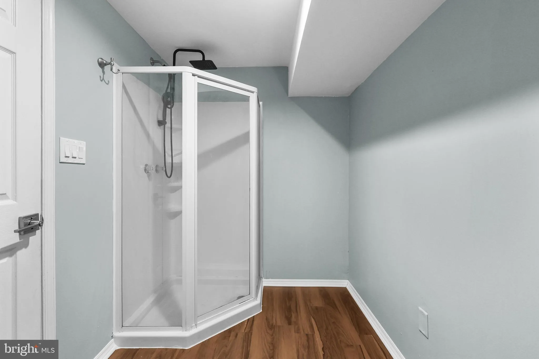 Nottingham, Maryland 21236, United States, 4 Bedrooms Bedrooms, ,3 BathroomsBathrooms,Residential,Pending,117766