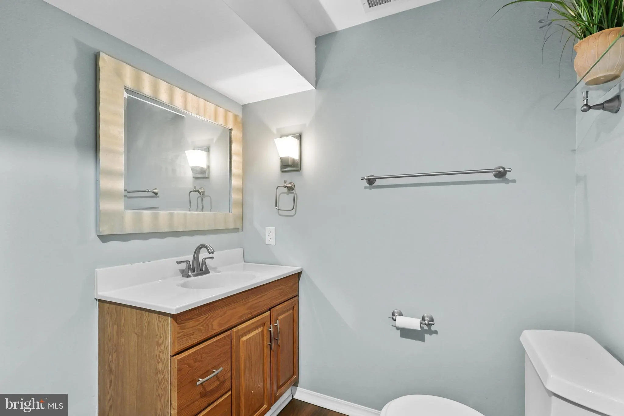 Nottingham, Maryland 21236, United States, 4 Bedrooms Bedrooms, ,3 BathroomsBathrooms,Residential,Pending,117766