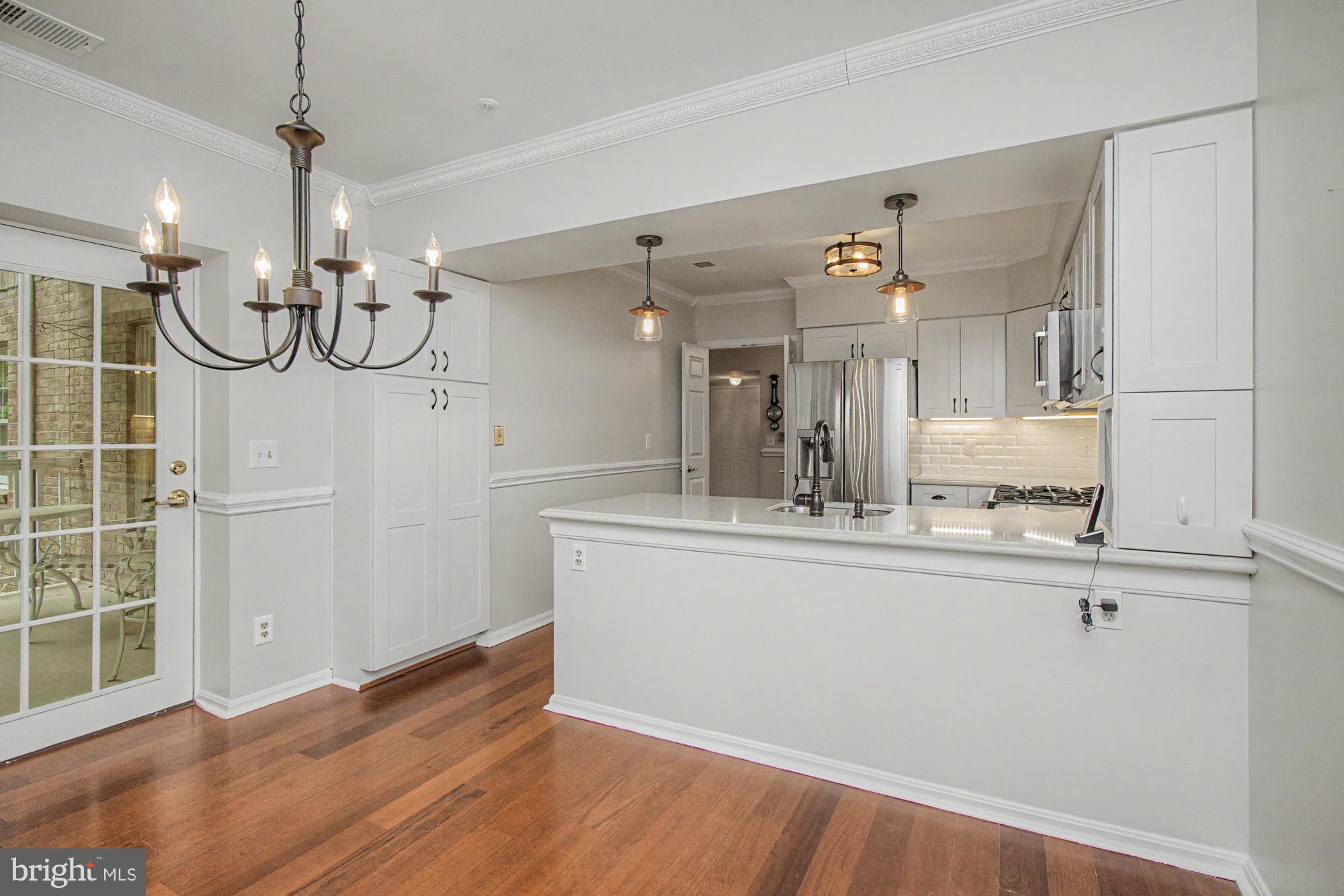 BELMONT FOREST - Residential