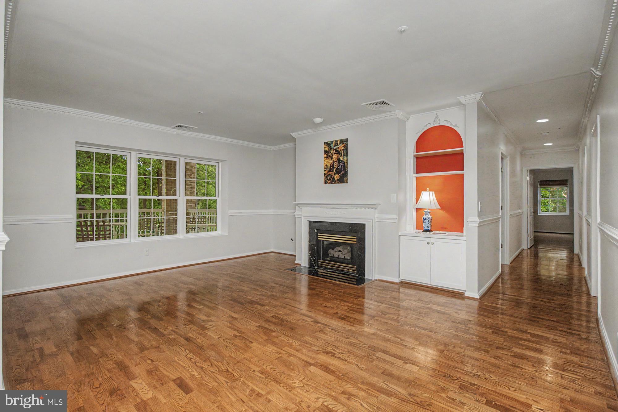 BELMONT FOREST - Residential