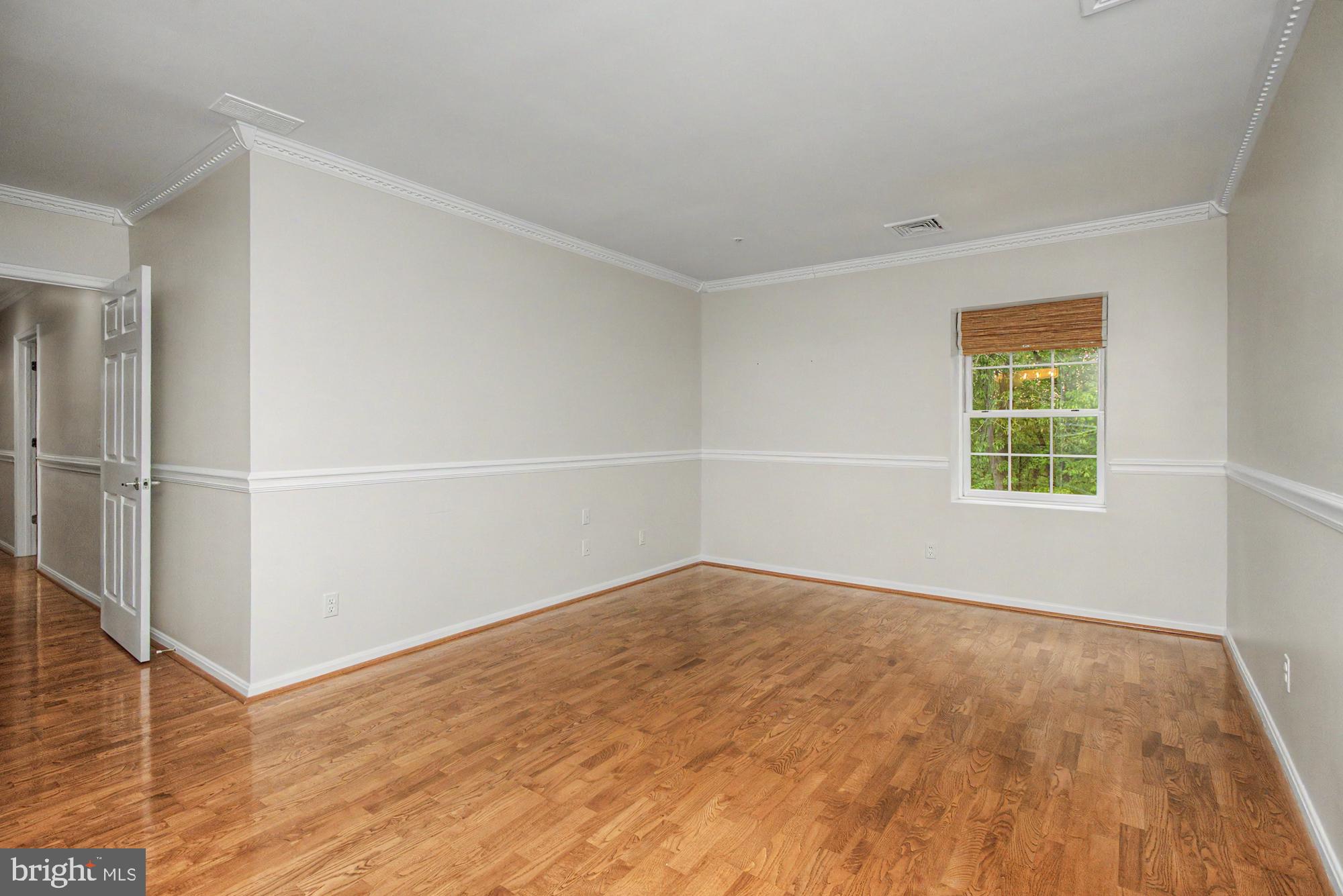 BELMONT FOREST - Residential