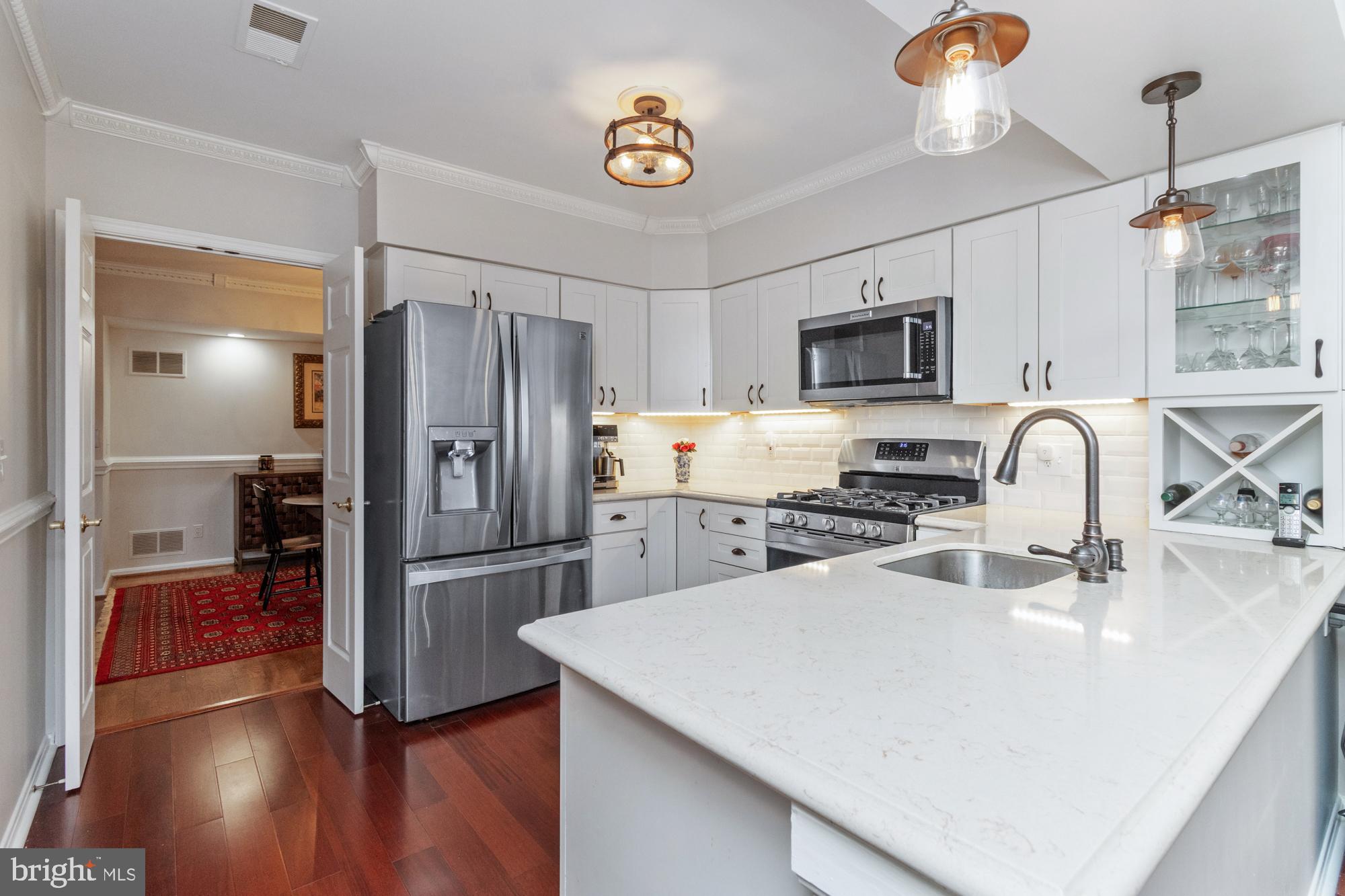 BELMONT FOREST - Residential