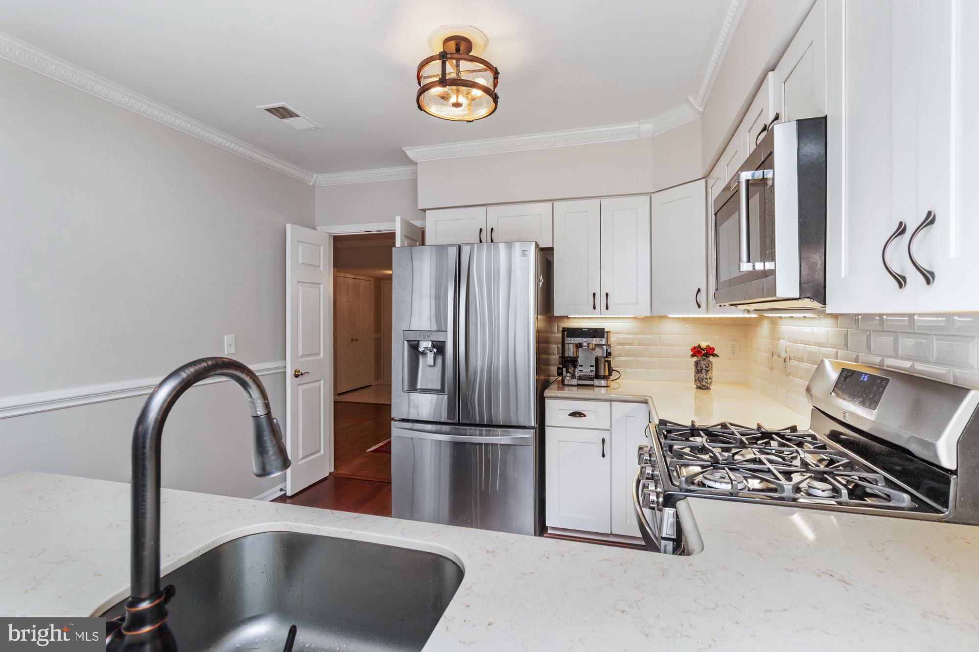 BELMONT FOREST - Residential