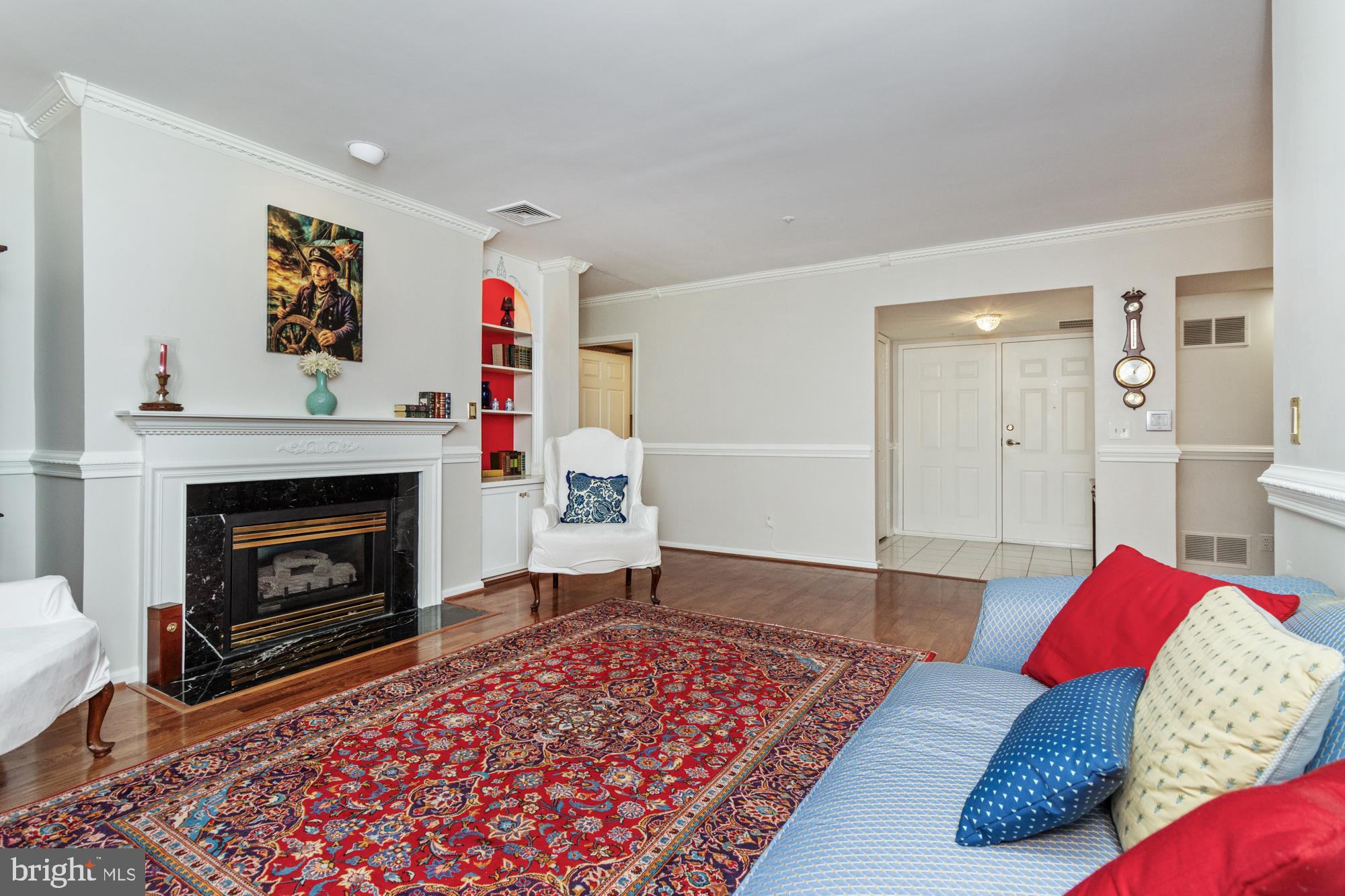 BELMONT FOREST - Residential