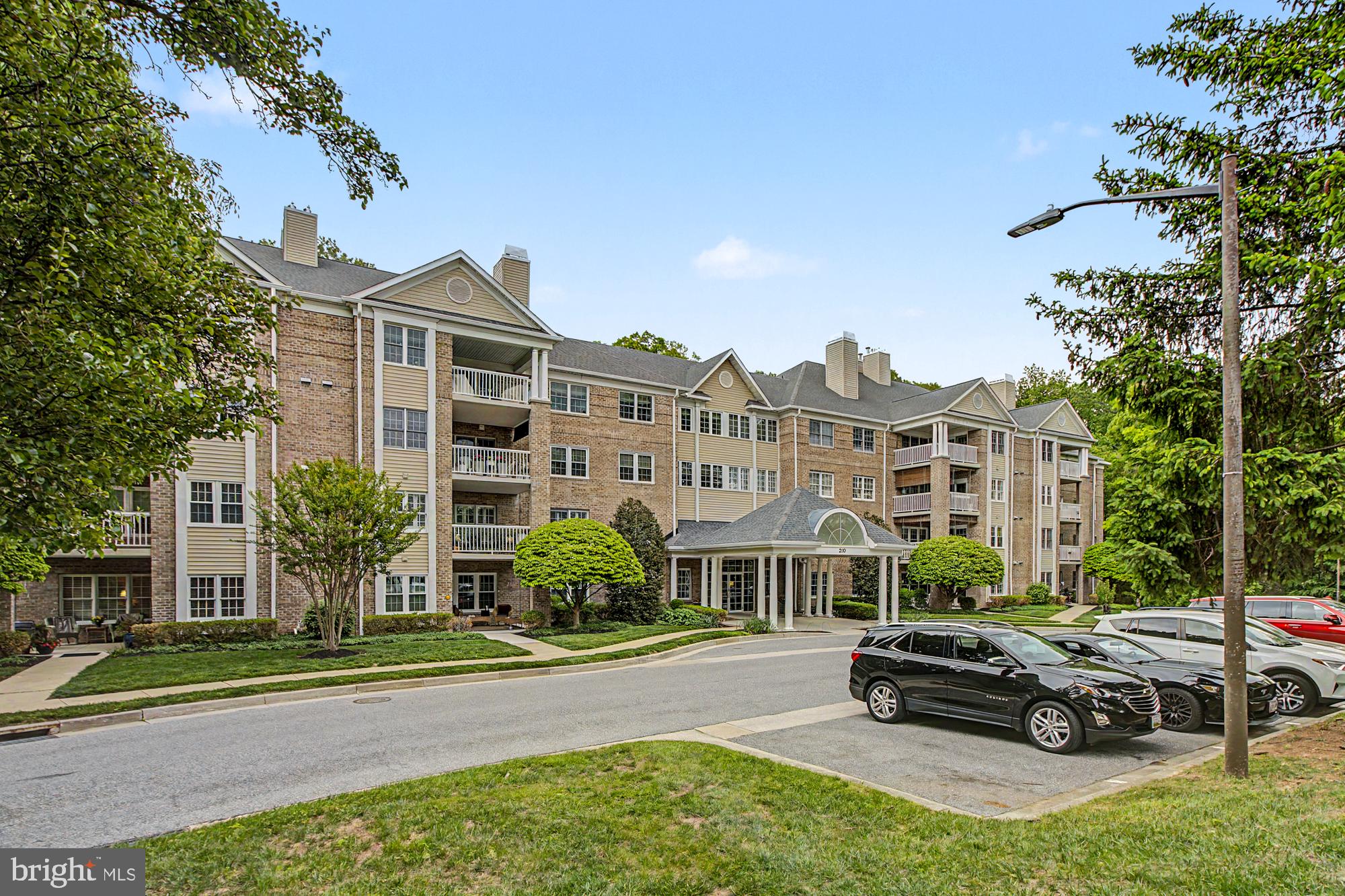 BELMONT FOREST - Residential