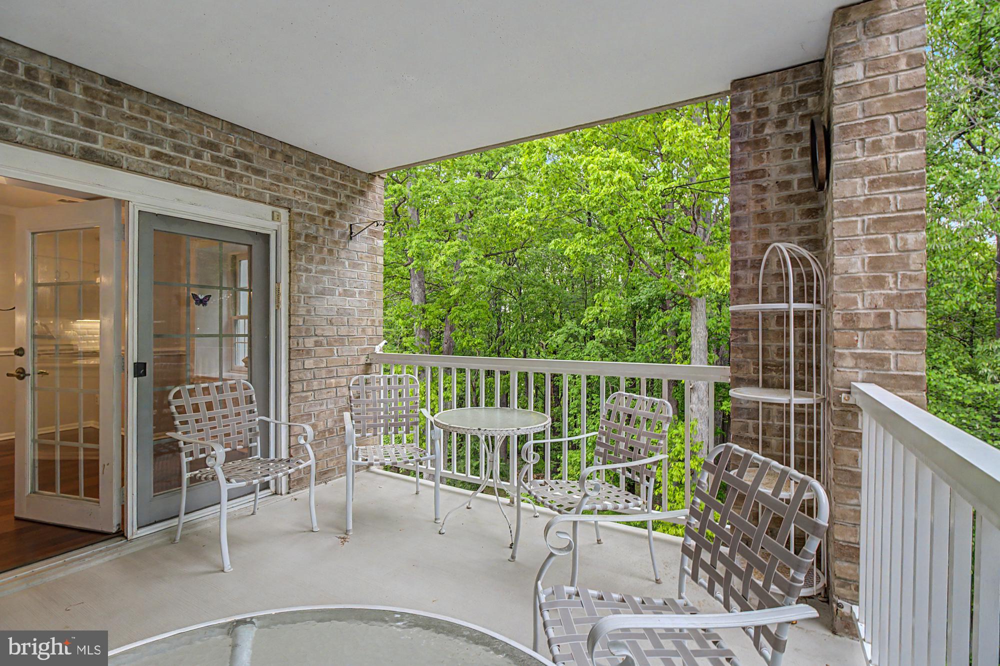 BELMONT FOREST - Residential