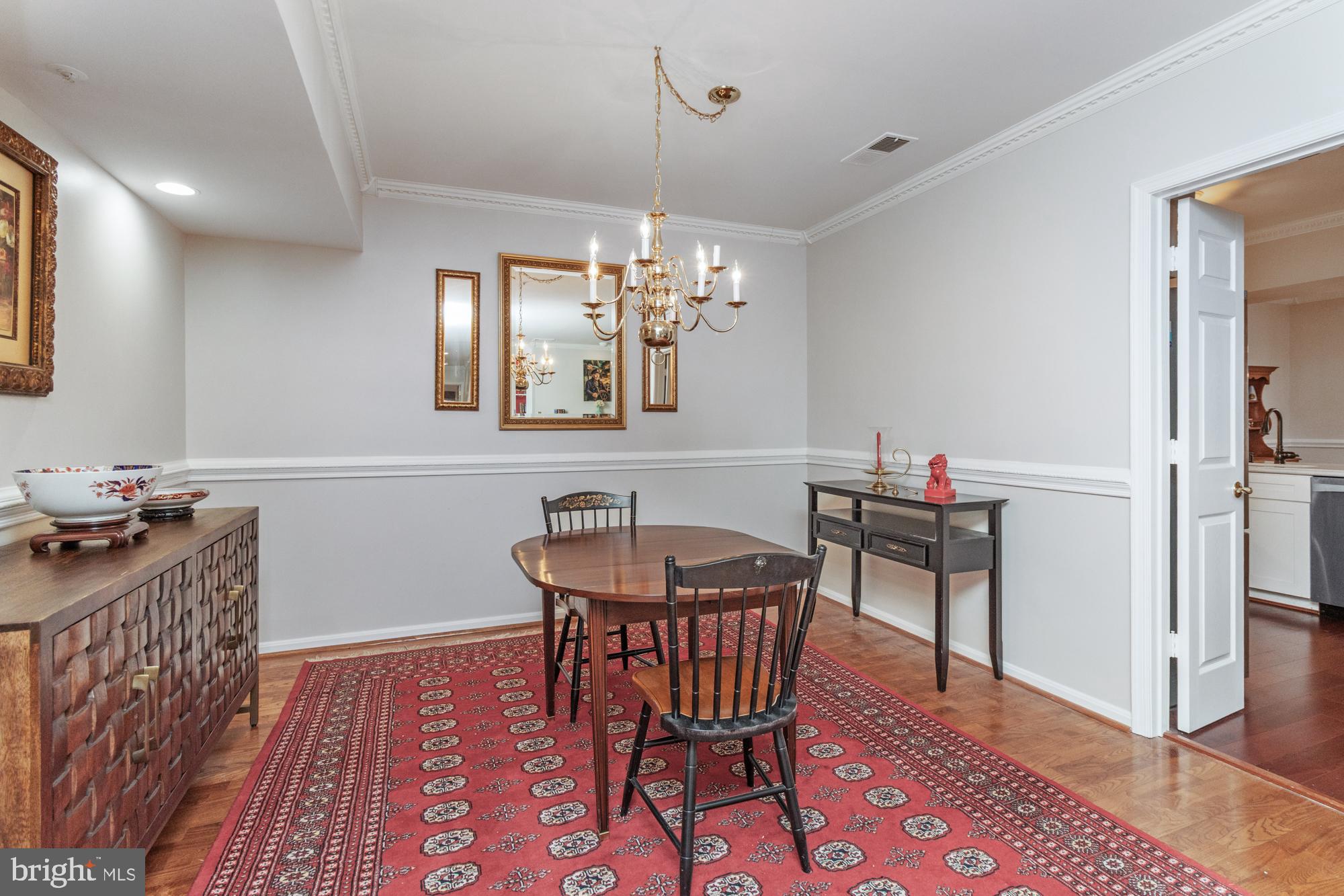 BELMONT FOREST - Residential