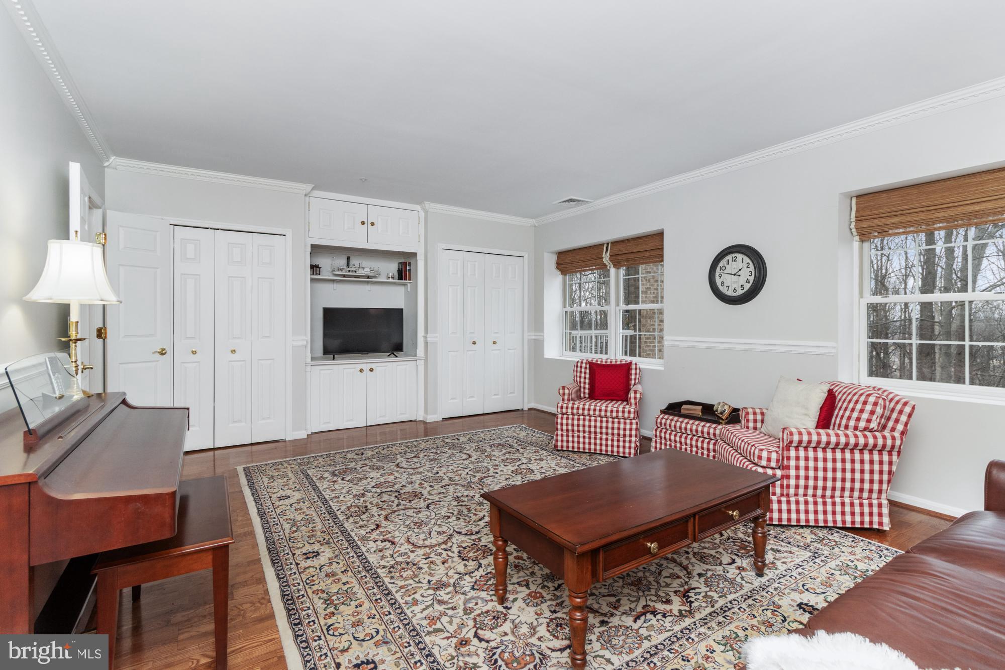 BELMONT FOREST - Residential