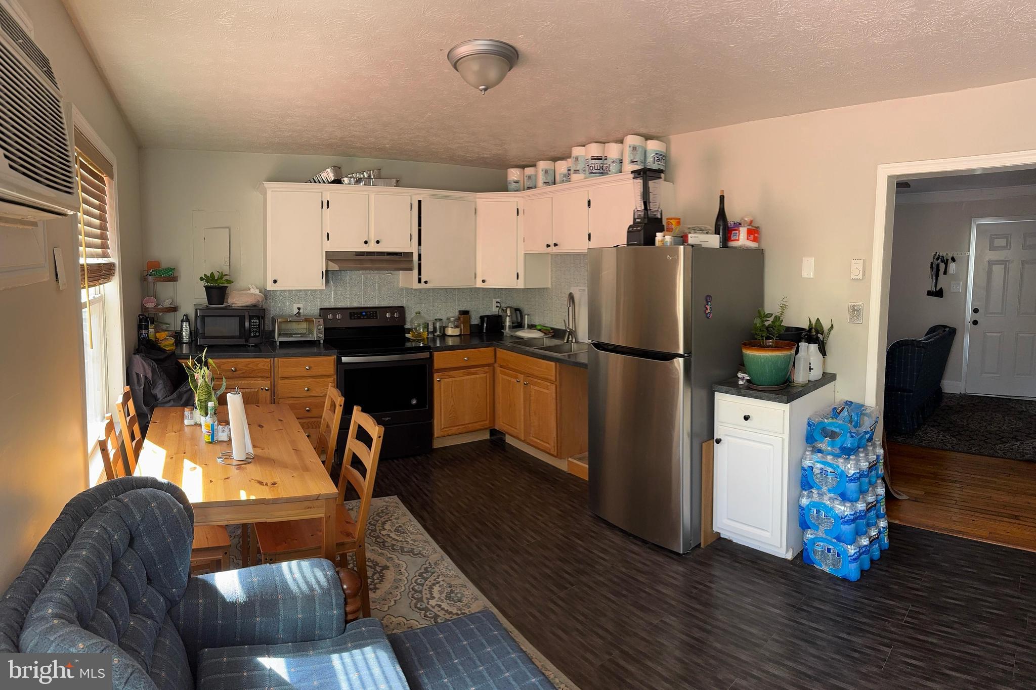 LAKERIDGE - Residential