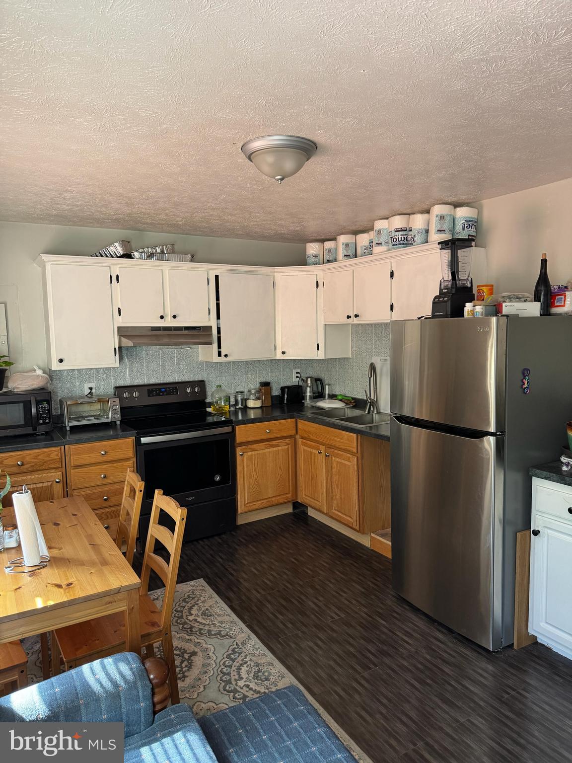 LAKERIDGE - Residential