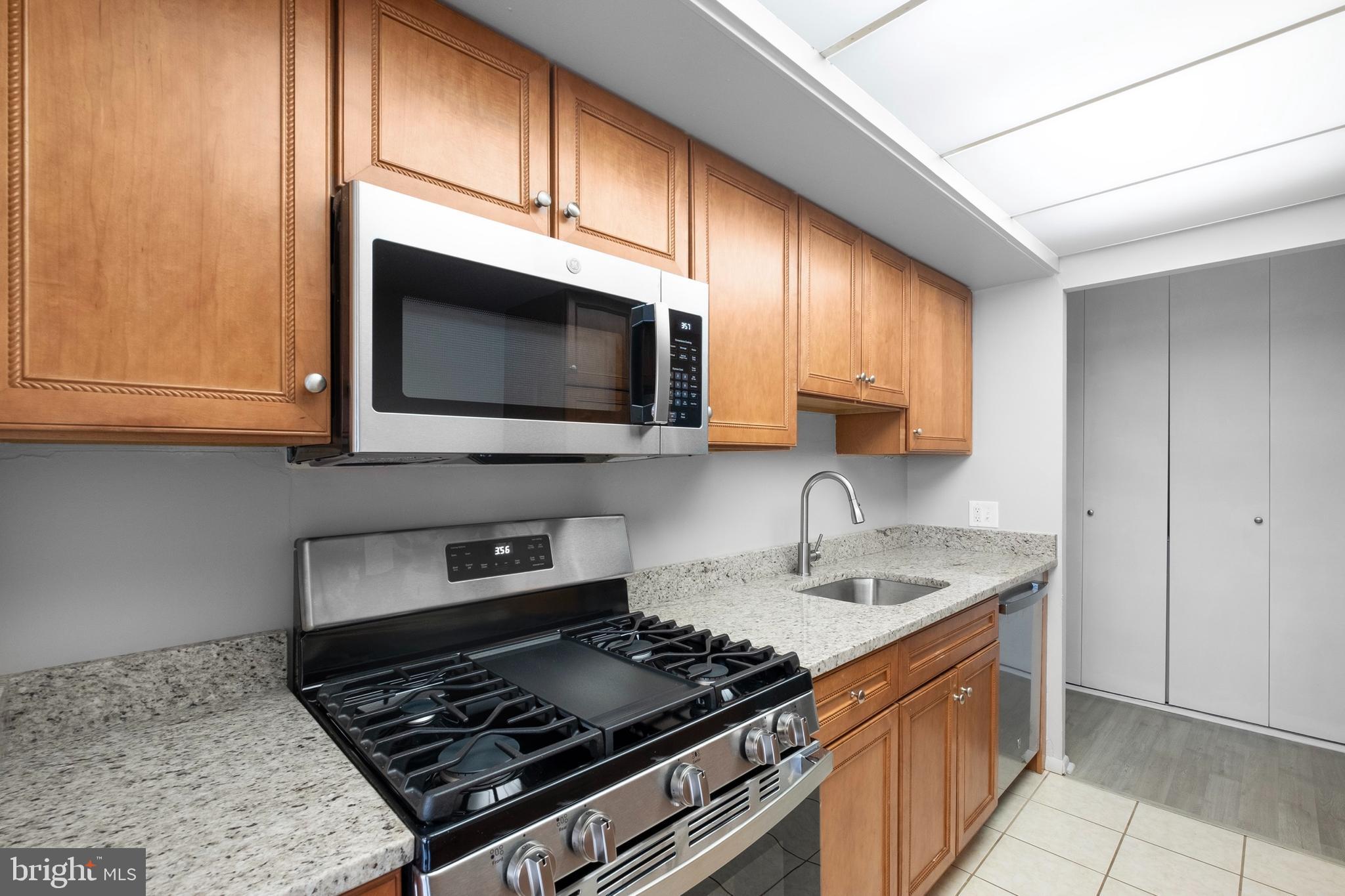 1326 SPRUCE STREET 42 705