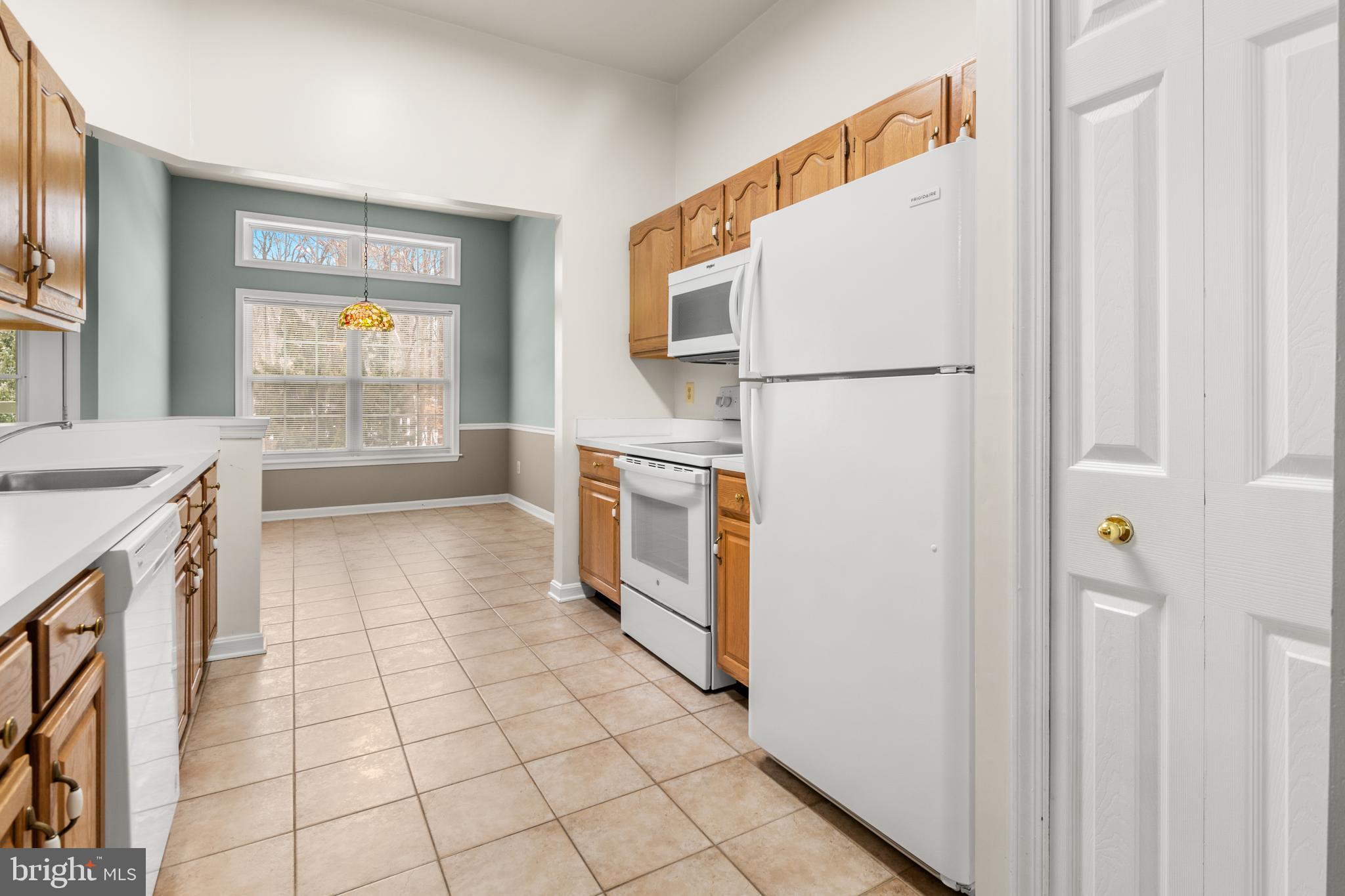 LAUREL WOODS - Residential