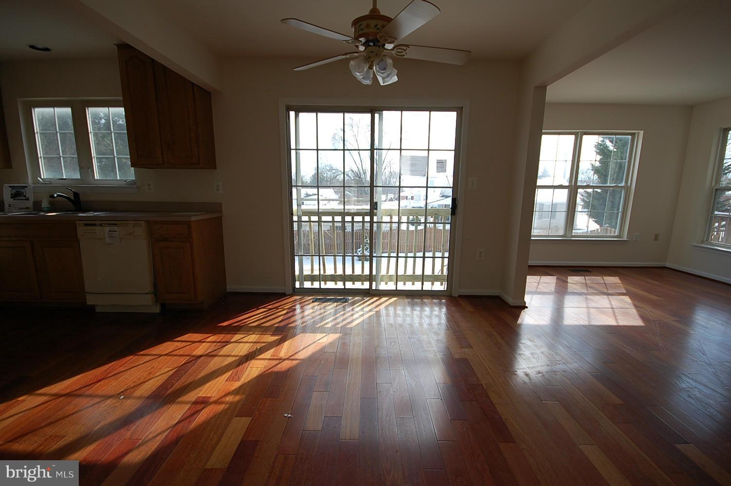 EXETER HILLS - Residential Lease