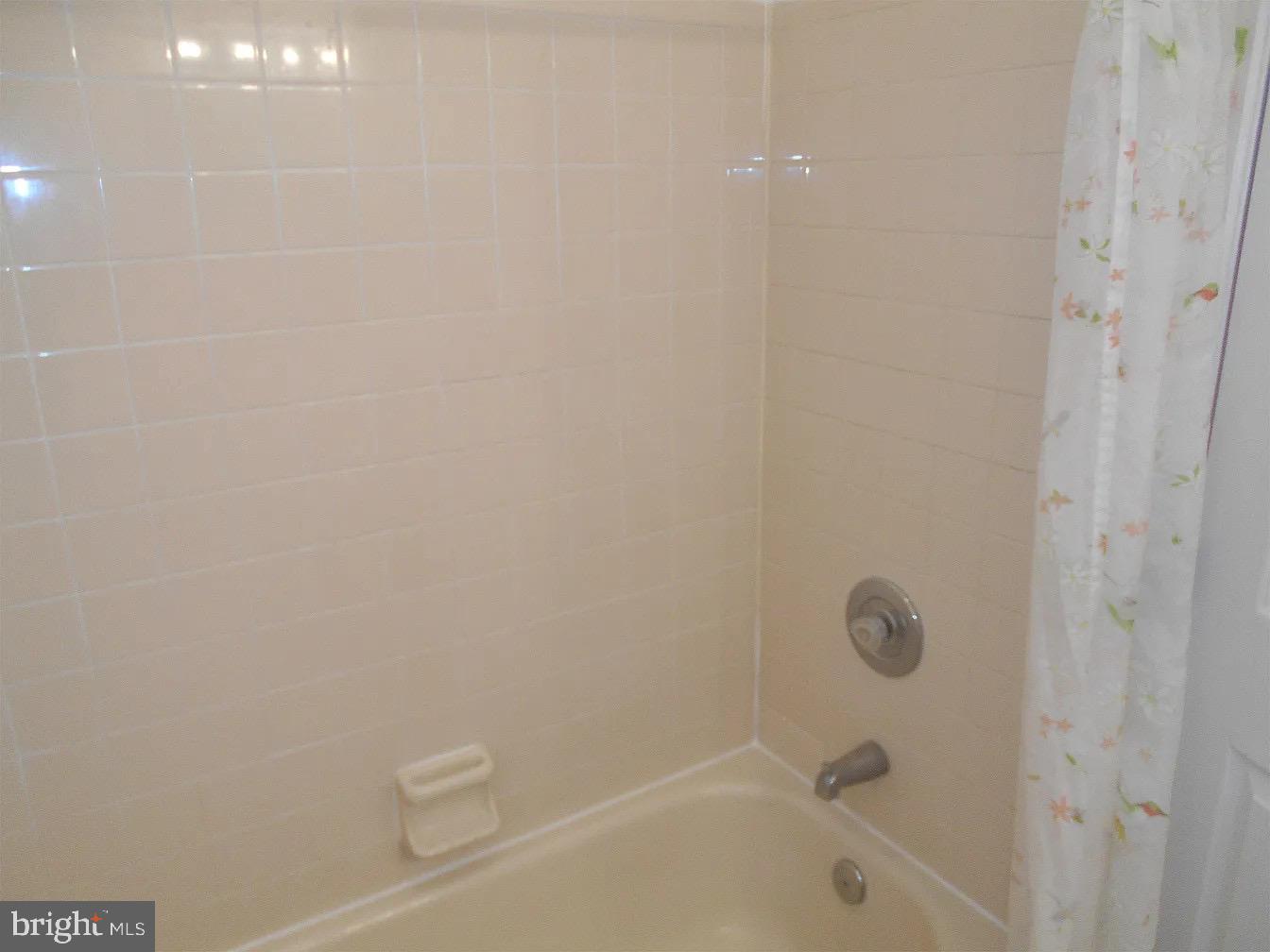 WOODBRIDGE CENTER - Residential Lease