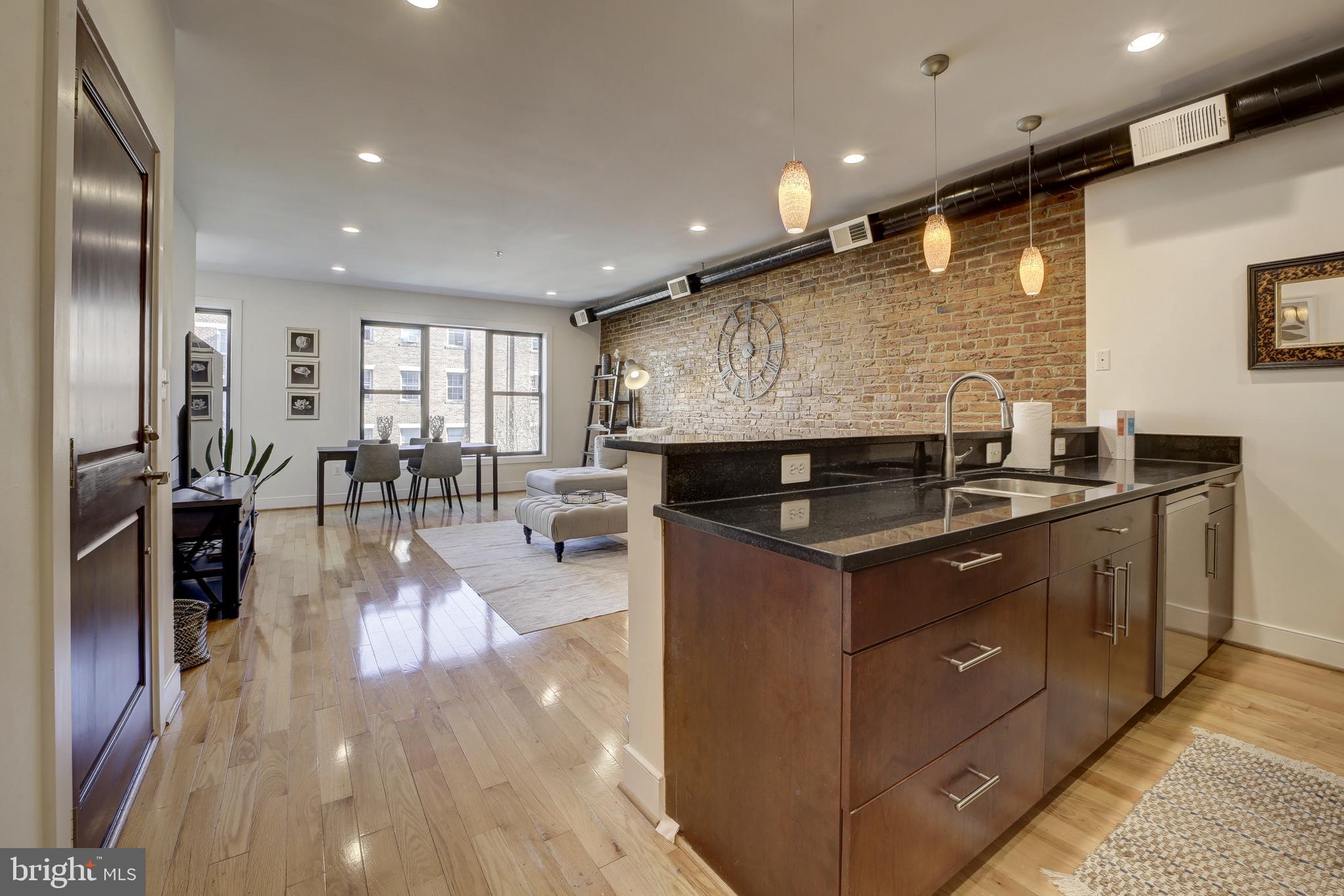 2444 ONTARIO ROAD NW 3