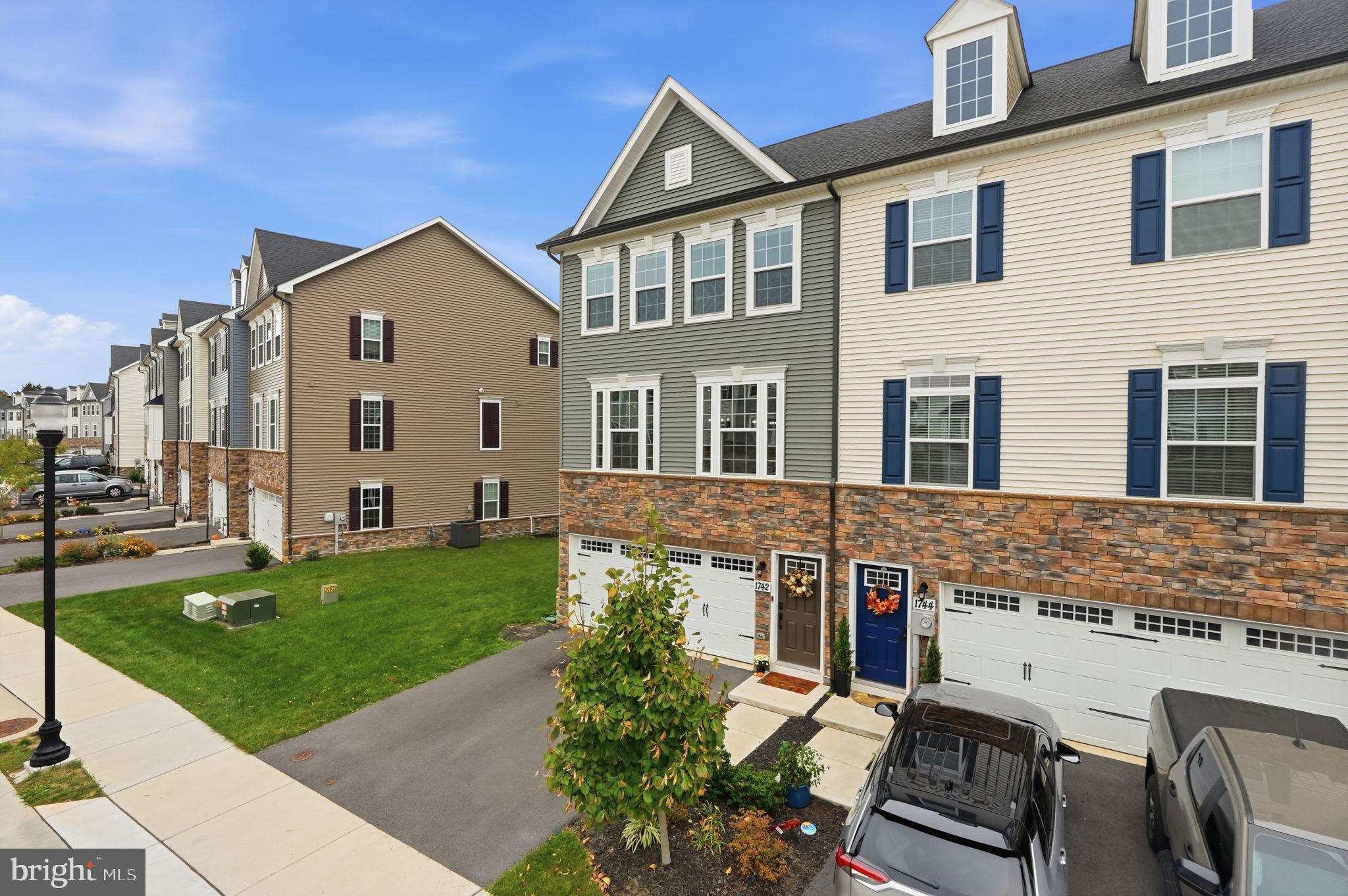 1742 ATLAS DRIVE