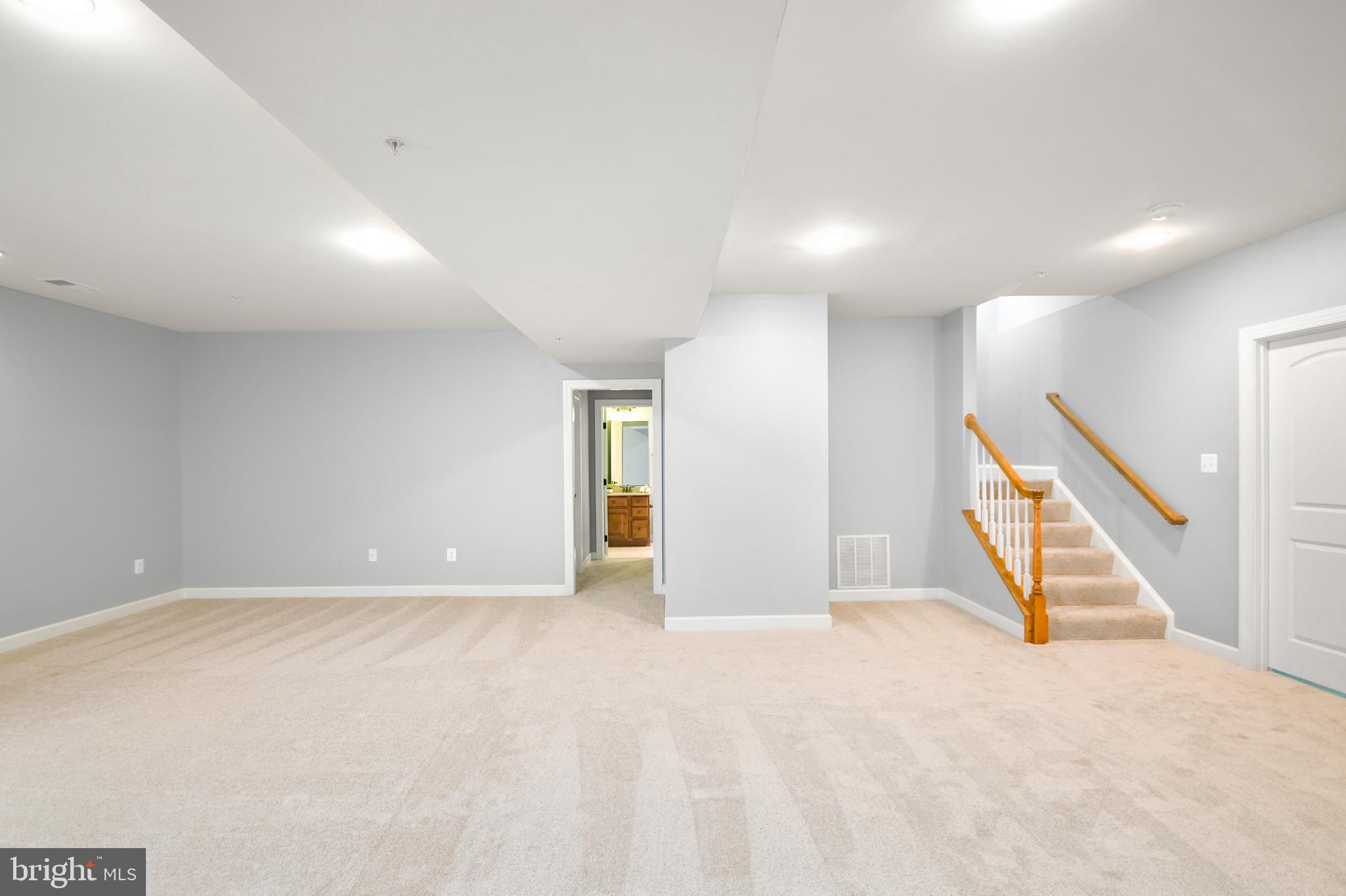 VILLAGES OF URBANA - Residential