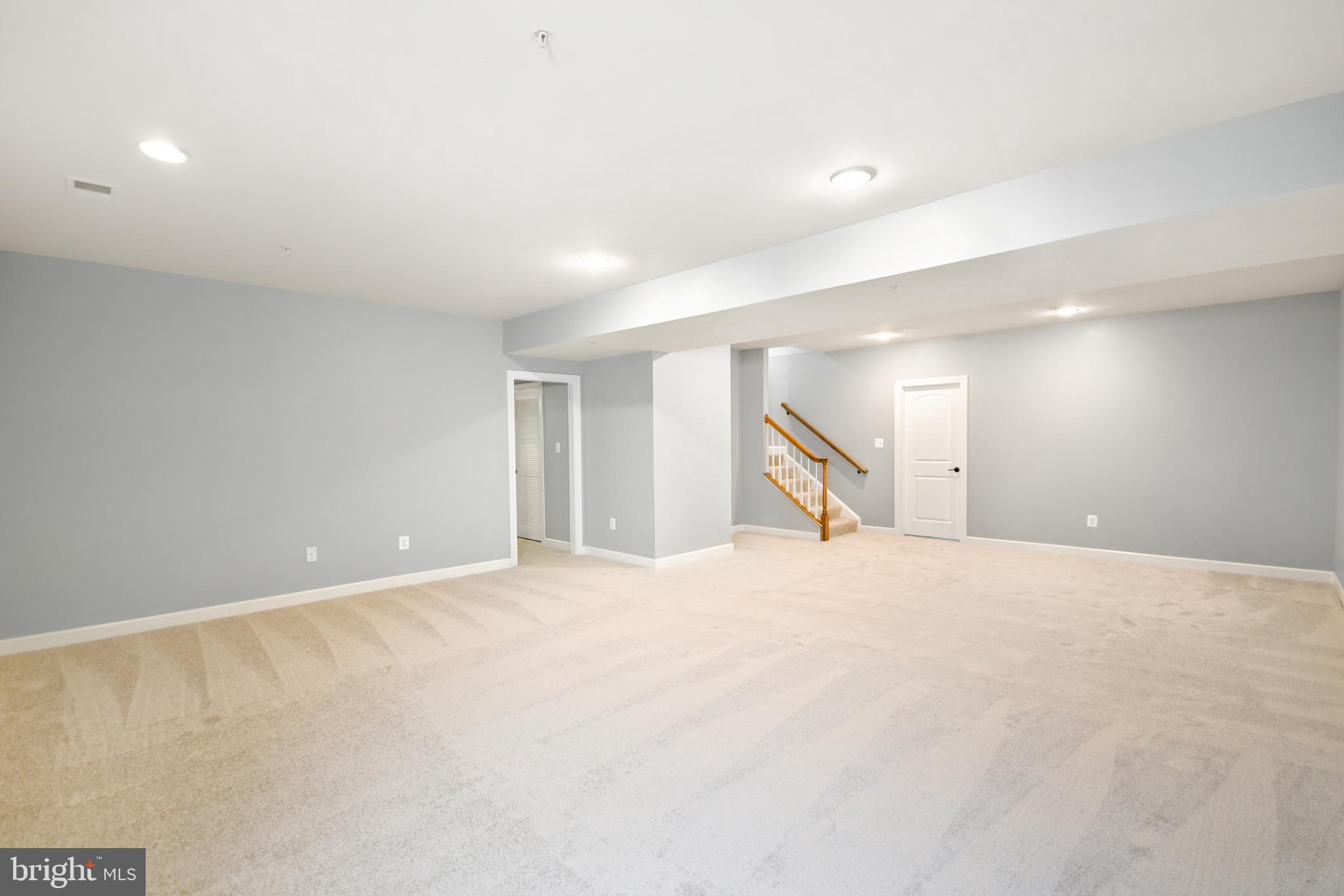 VILLAGES OF URBANA - Residential