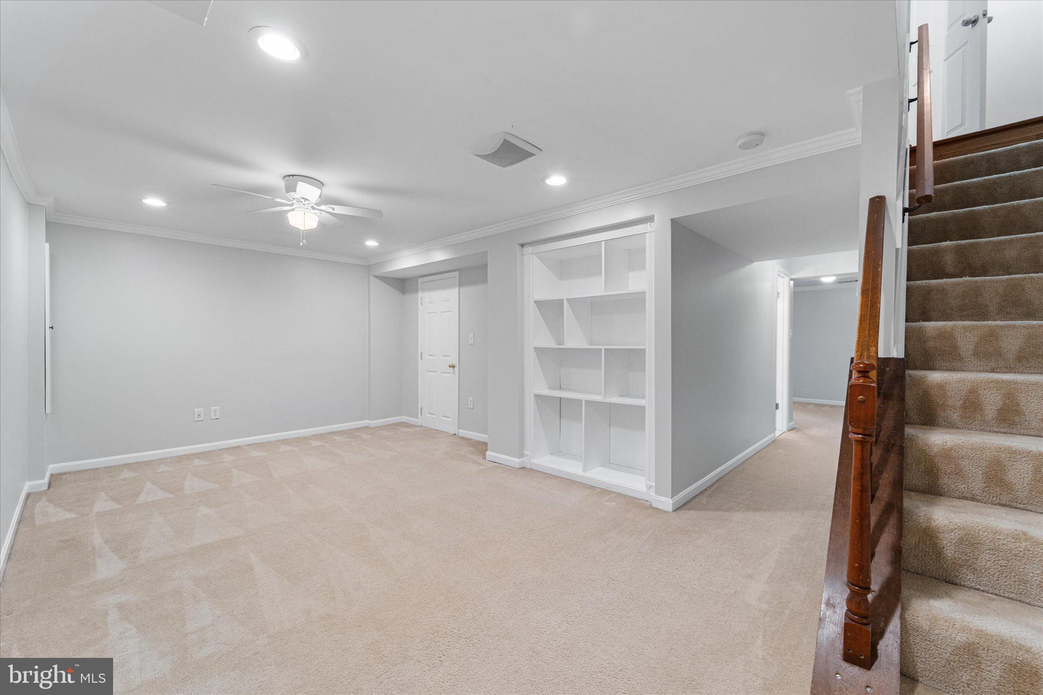 BURKE STATION SQUARE - Residential Lease