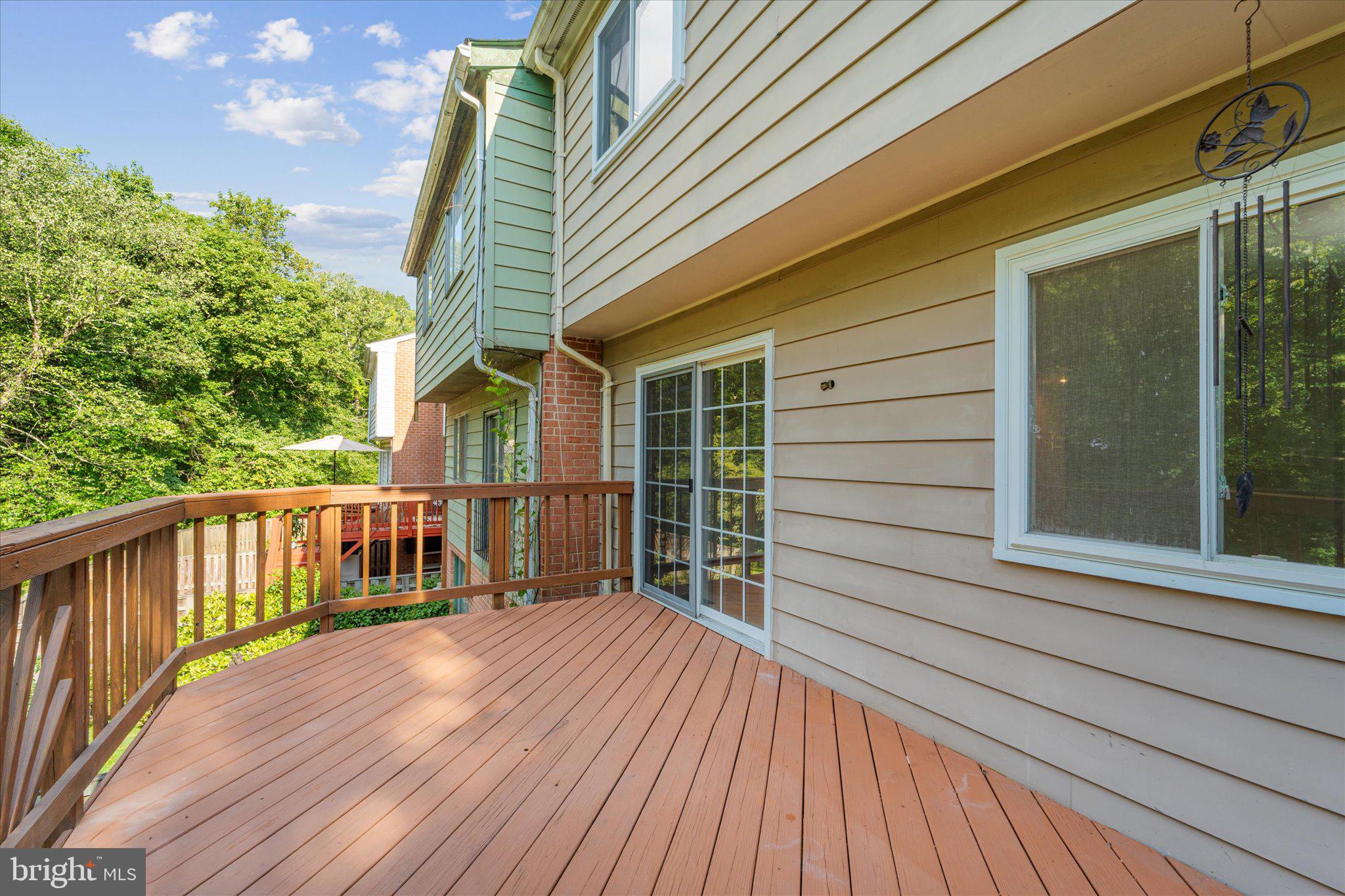 BURKE STATION SQUARE - Residential Lease