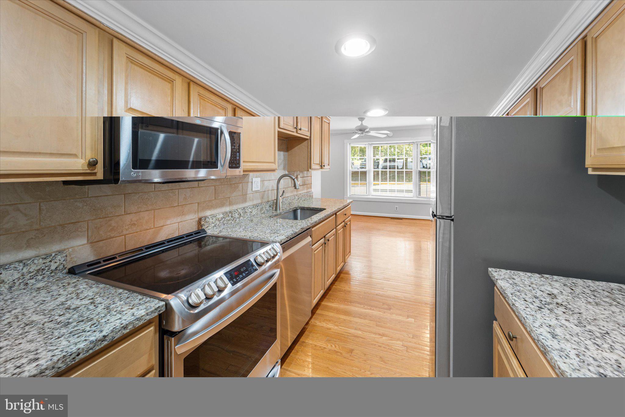 BURKE STATION SQUARE - Residential Lease