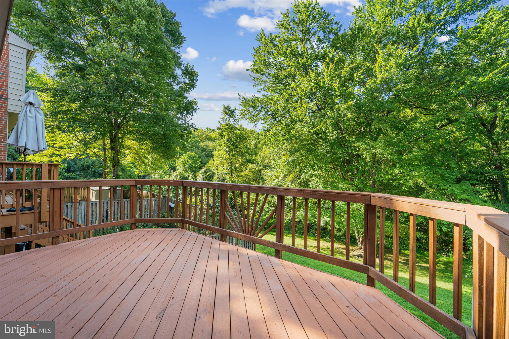 BURKE STATION SQUARE - Residential Lease