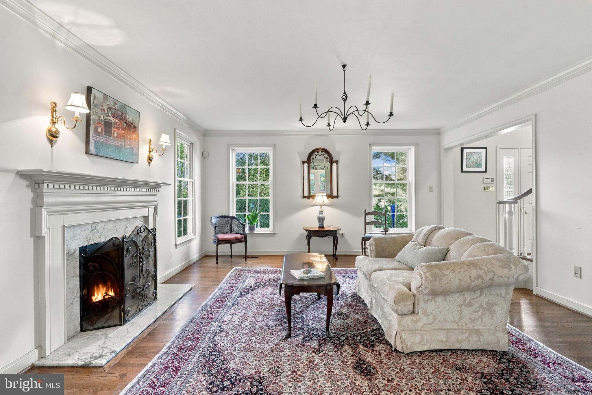 850 SPRINGBANK LANE