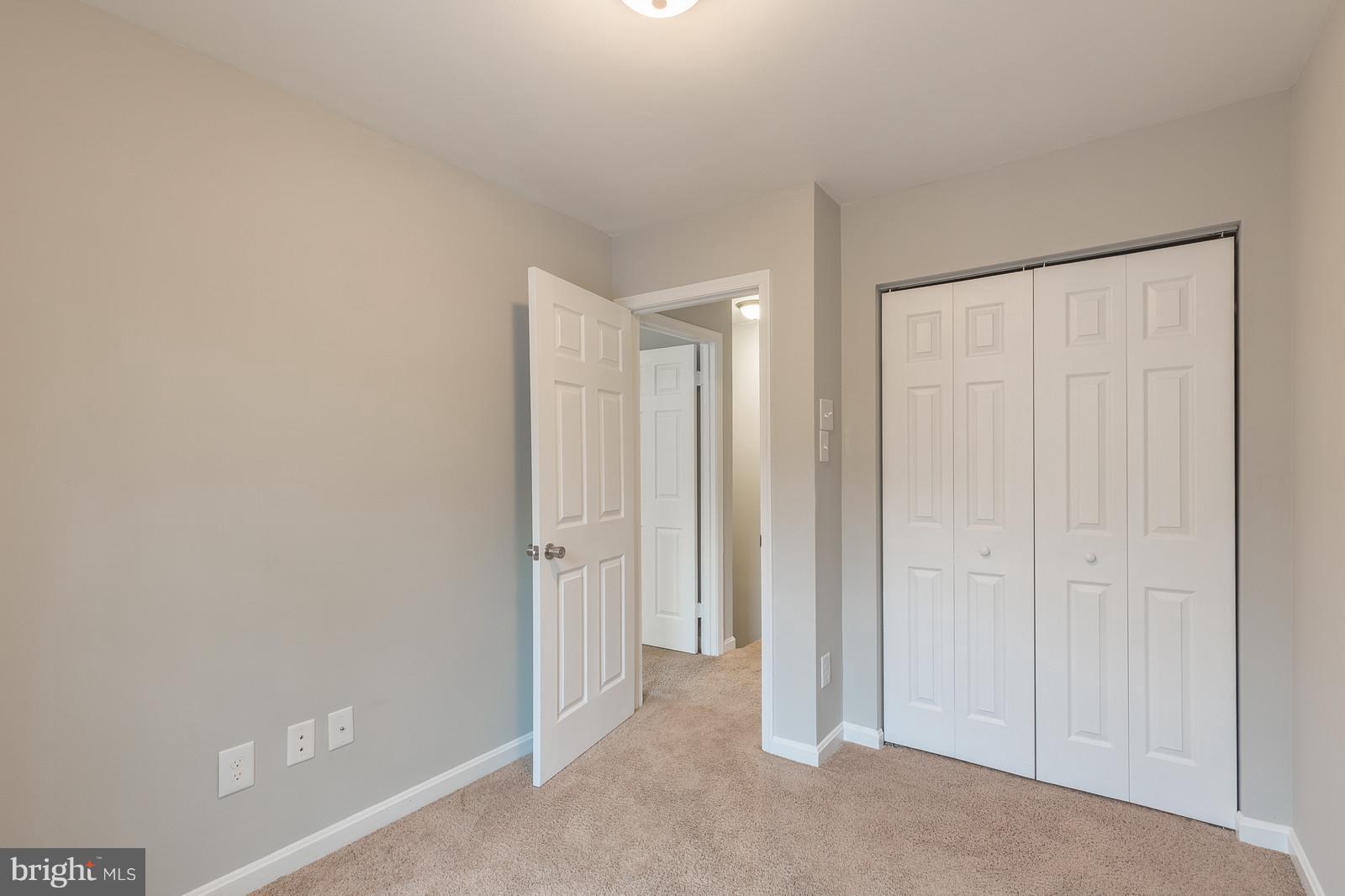 TOWNS OF FOREST HILLS - Residential