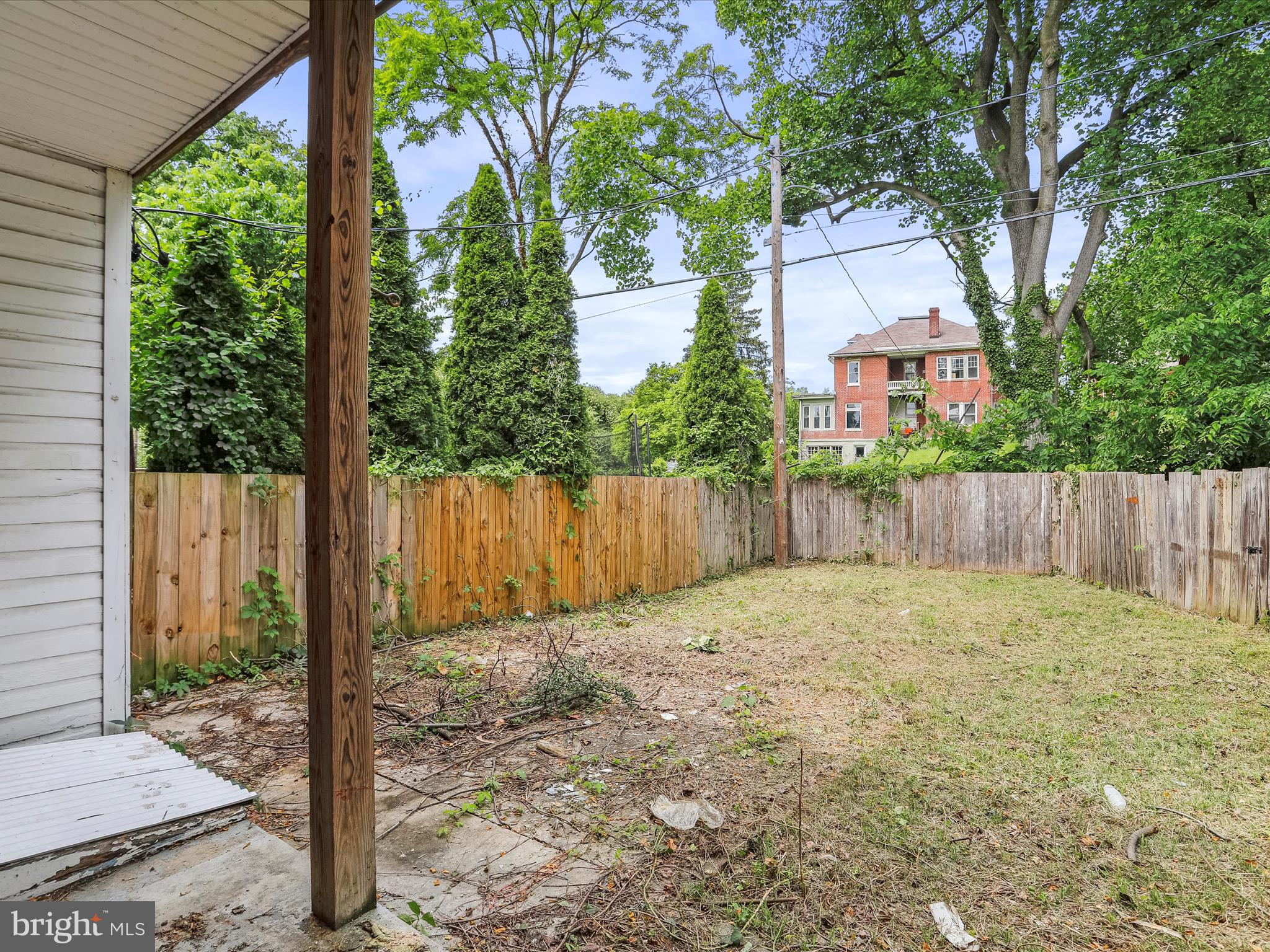 HAGERSTOWN - Residential