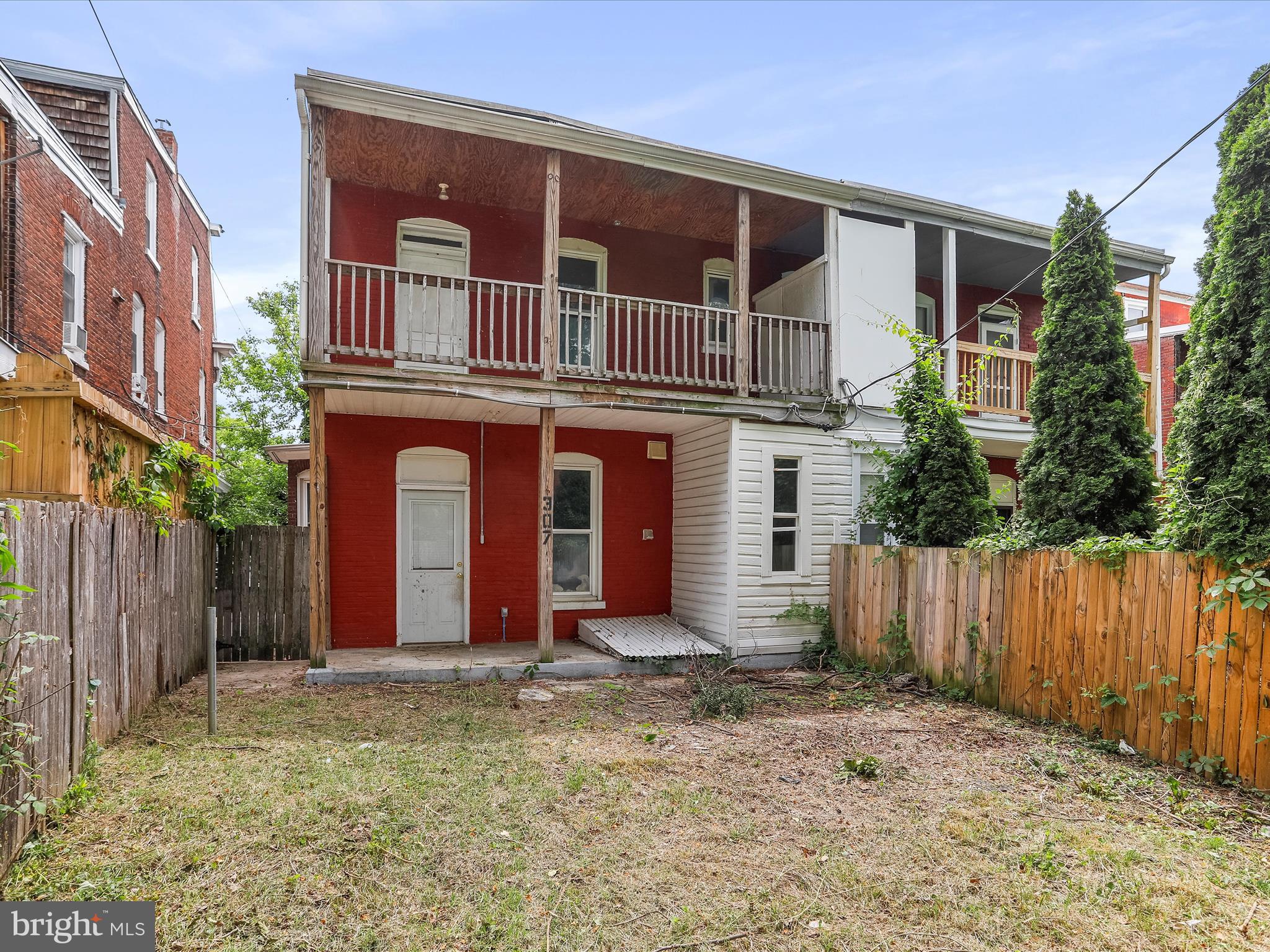 HAGERSTOWN - Residential