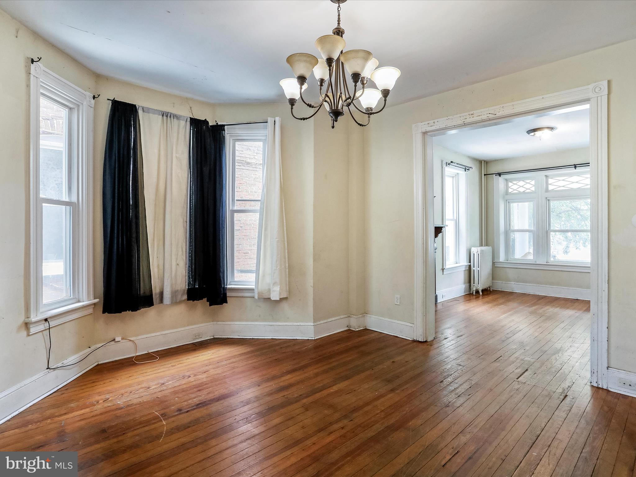 HAGERSTOWN - Residential