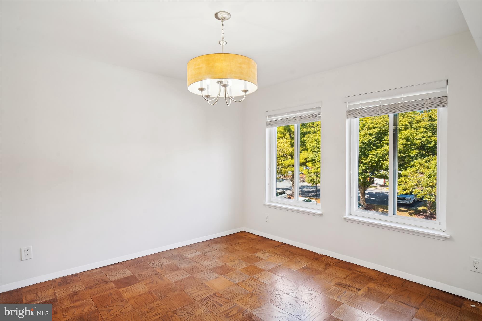 GEORGETOWN VILLAGE - Residential