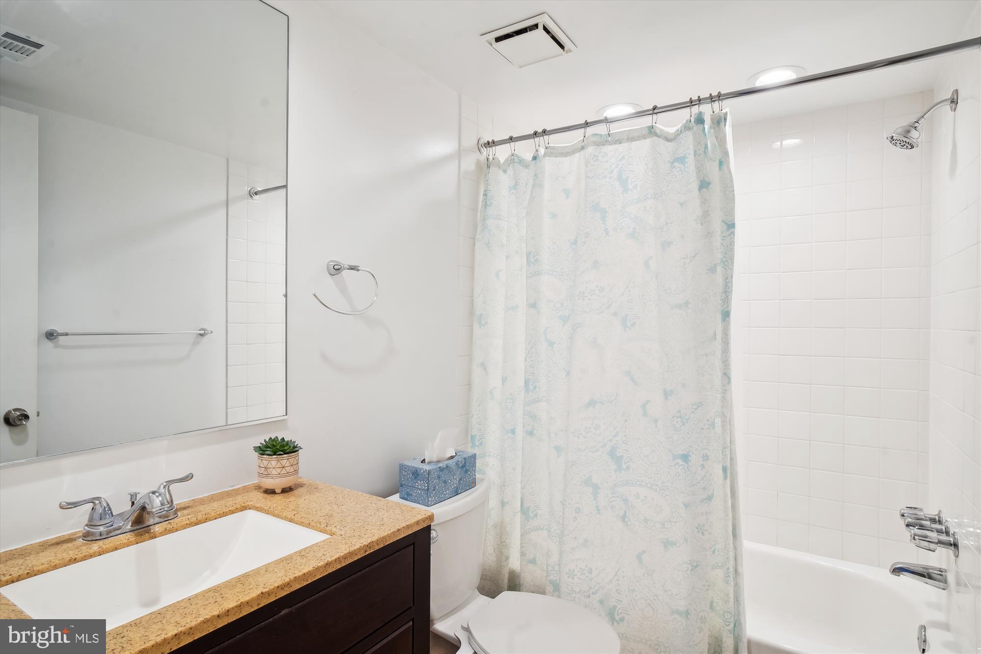 GEORGETOWN VILLAGE - Residential