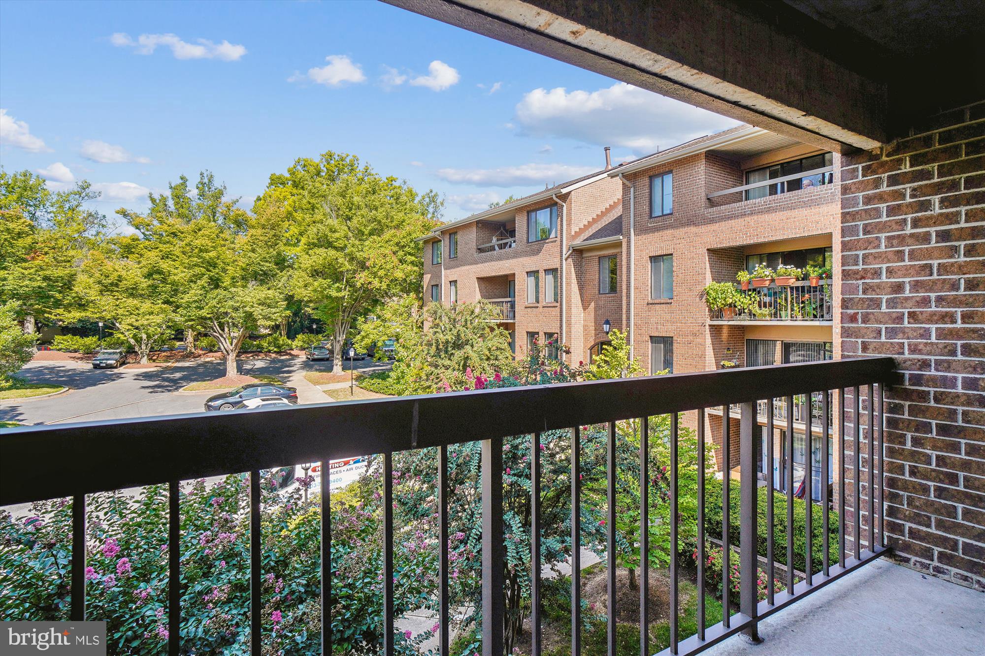 GEORGETOWN VILLAGE - Residential