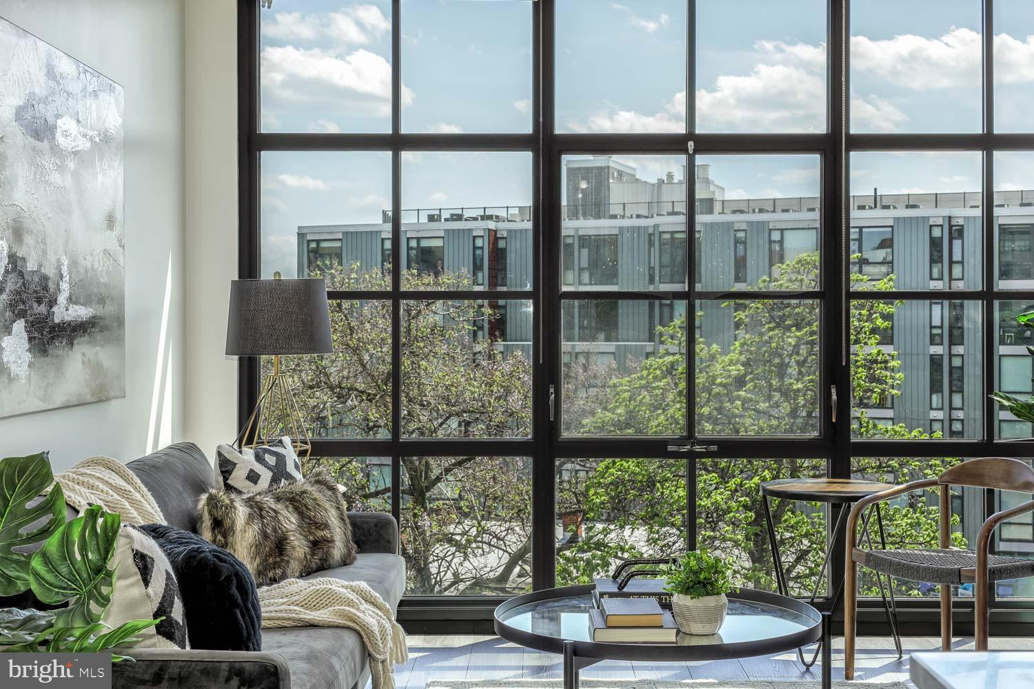 2030 8TH STREET NW 513