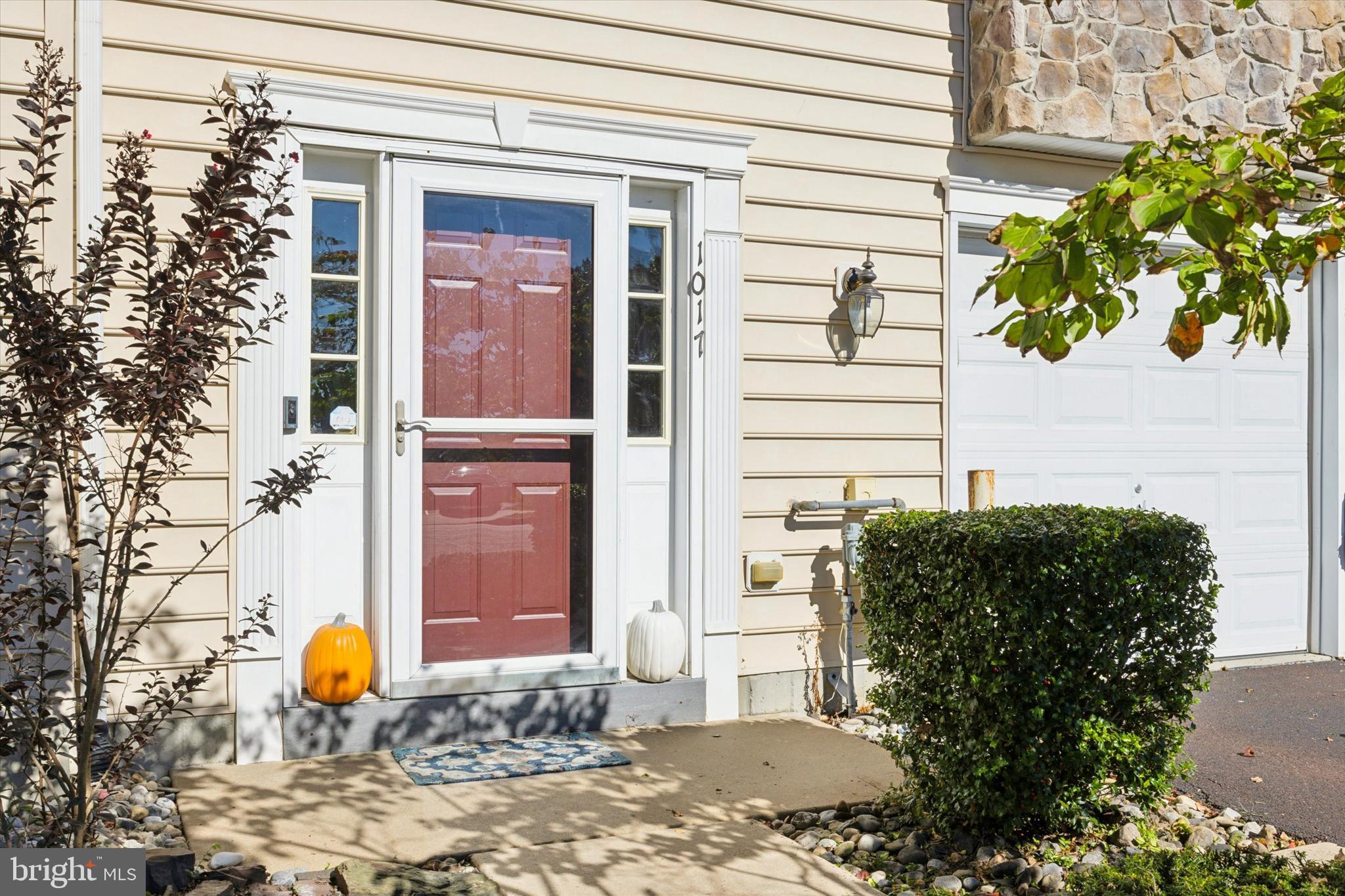 1017 BALLEY DRIVE