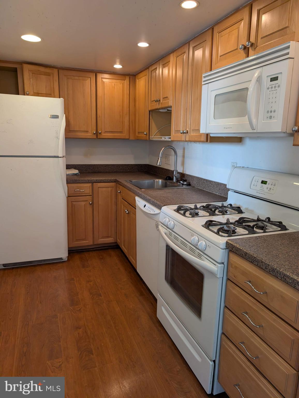 BEAVER HILL - Residential