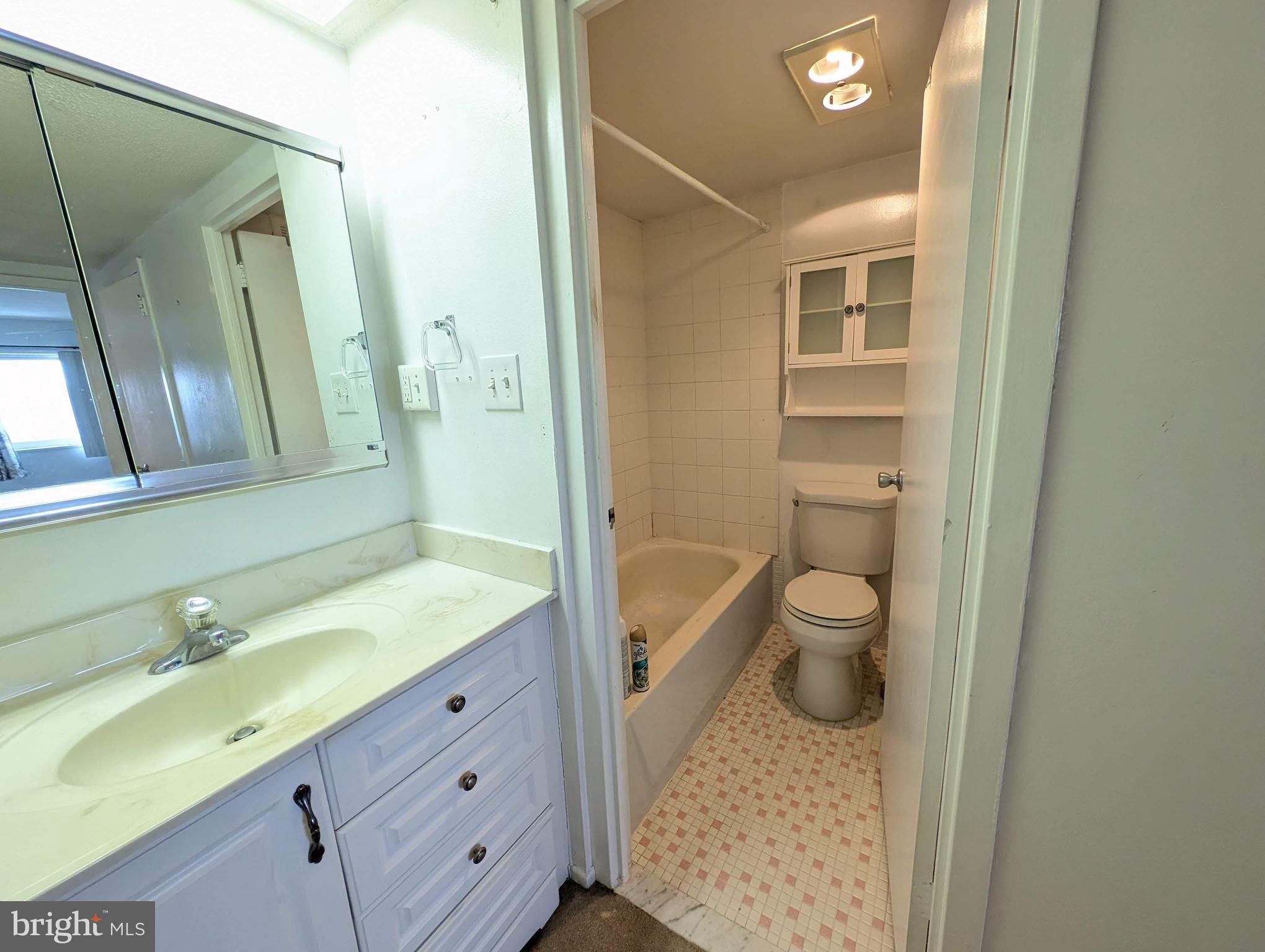 BEAVER HILL - Residential