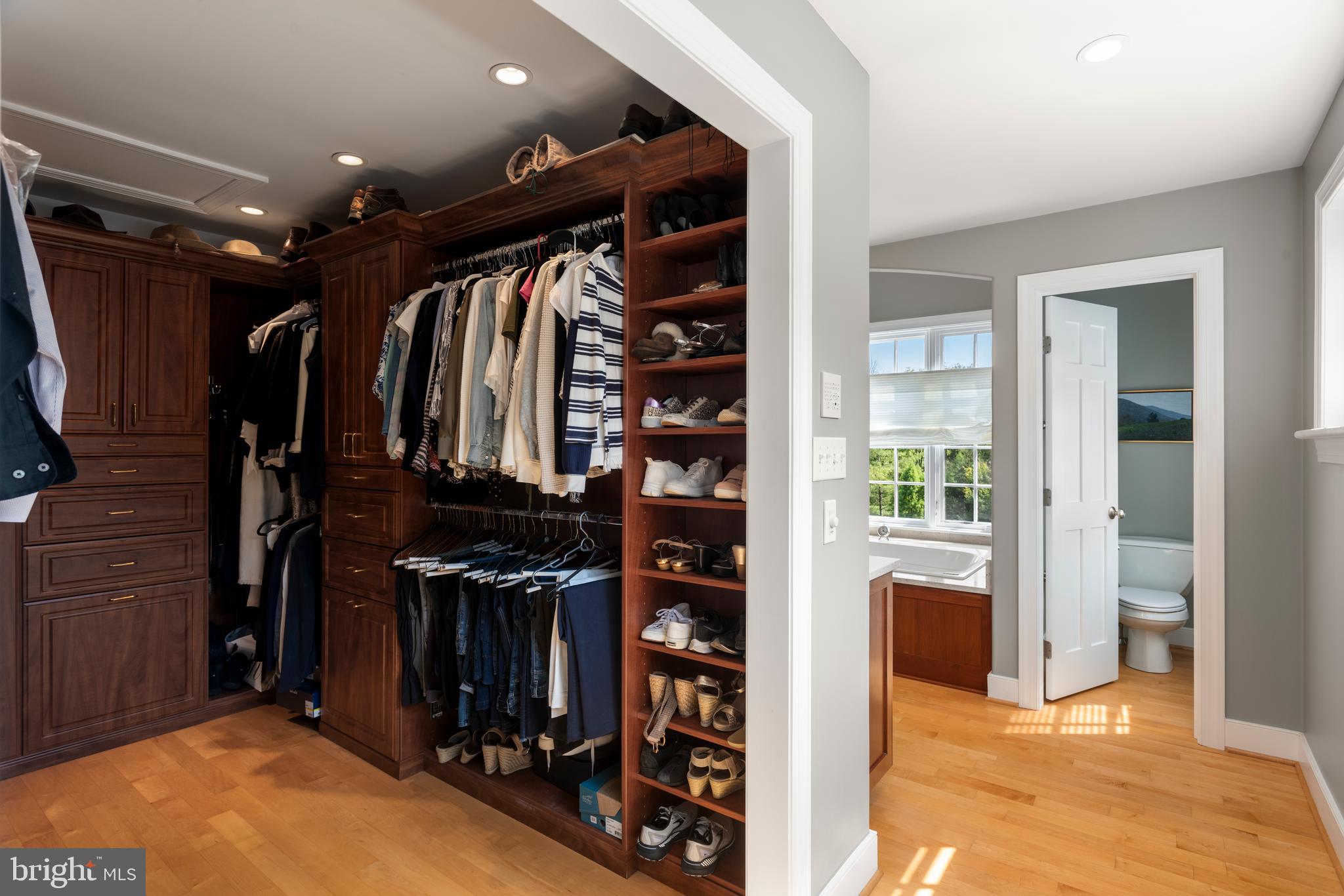 ROSSMORE - Residential