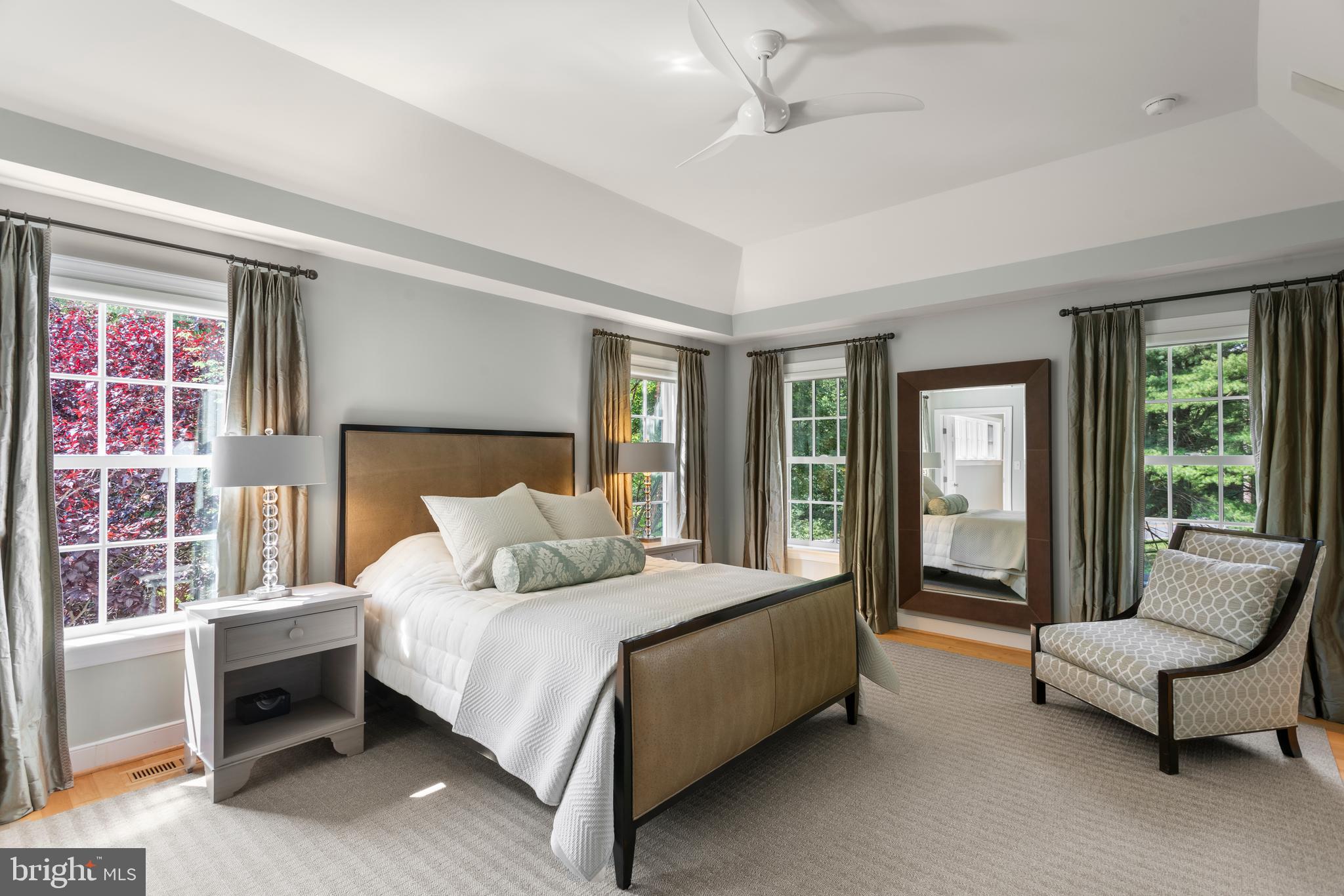 ROSSMORE - Residential