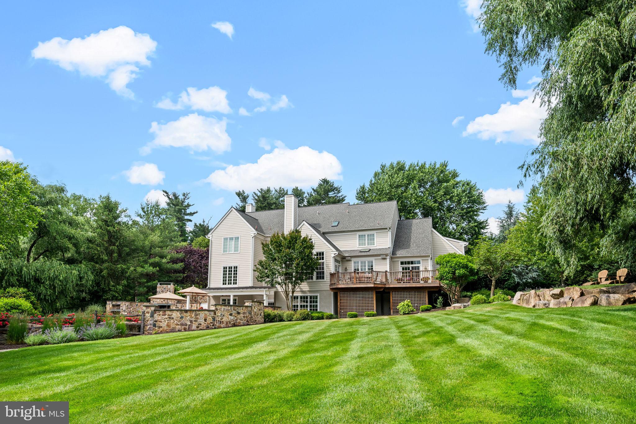 ROSSMORE - Residential