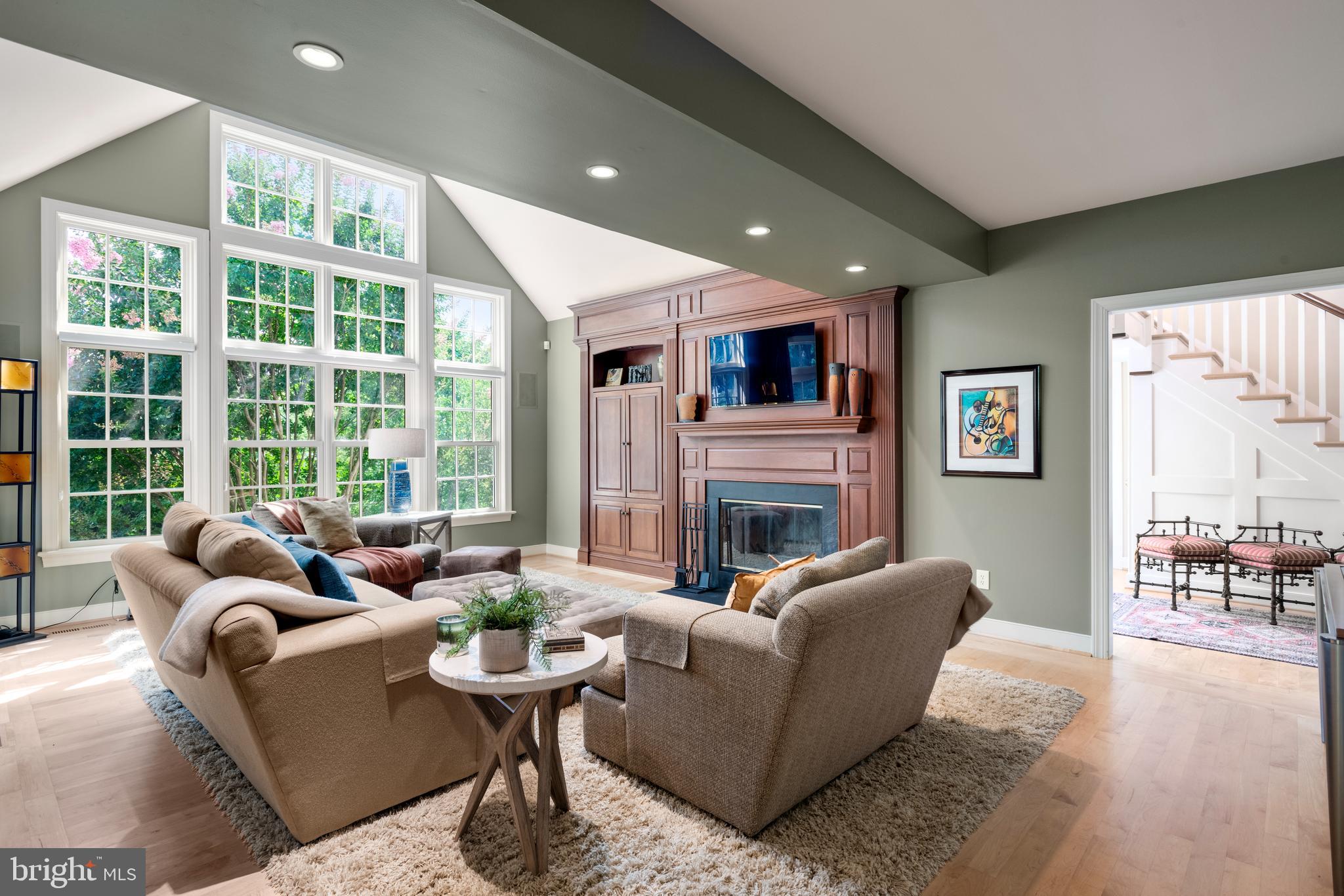 ROSSMORE - Residential