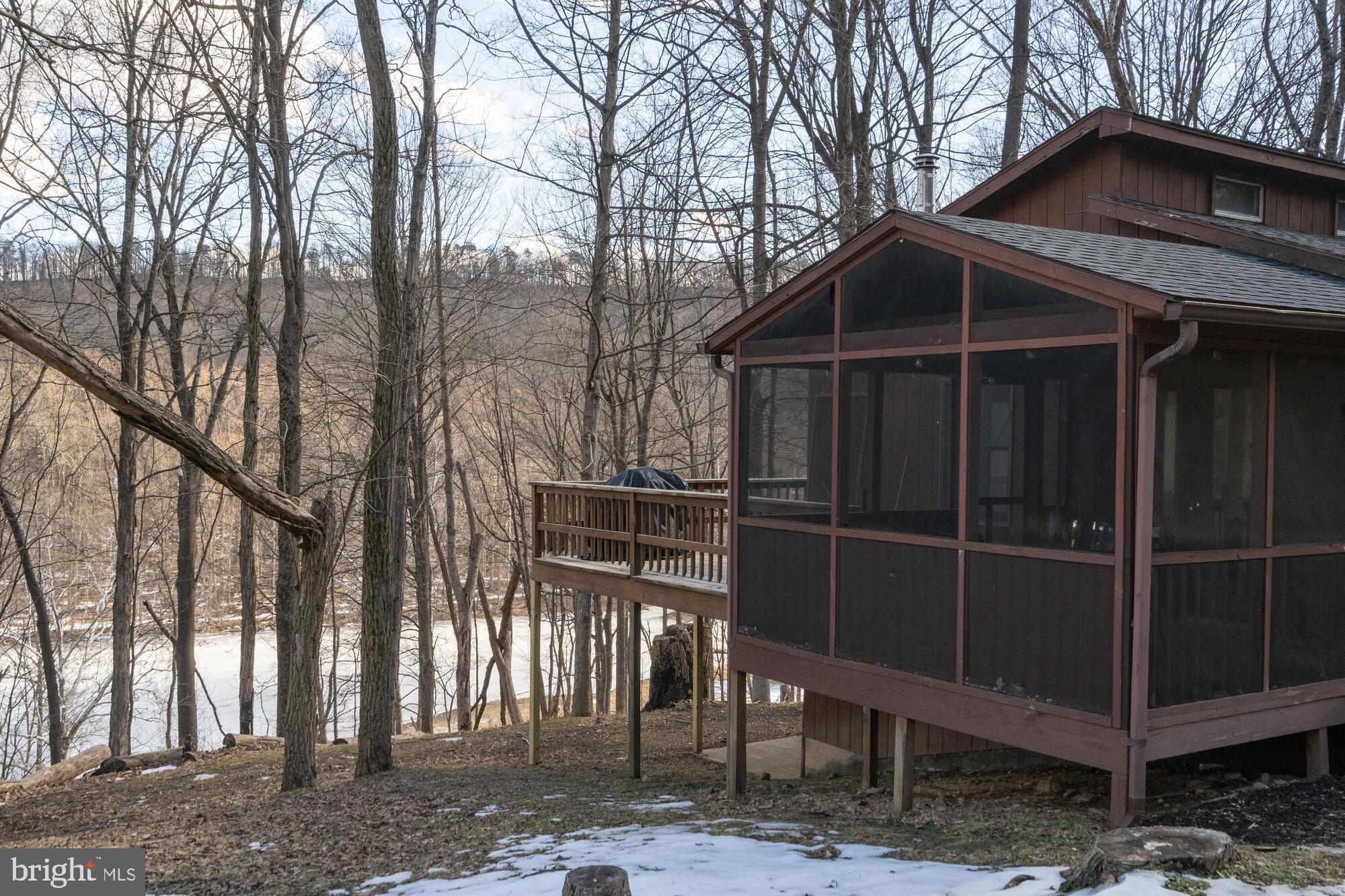 COOLFONT MOUNTAINSIDE - Residential