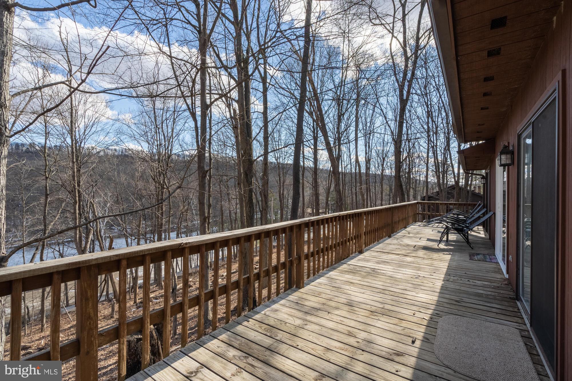 COOLFONT MOUNTAINSIDE - Residential