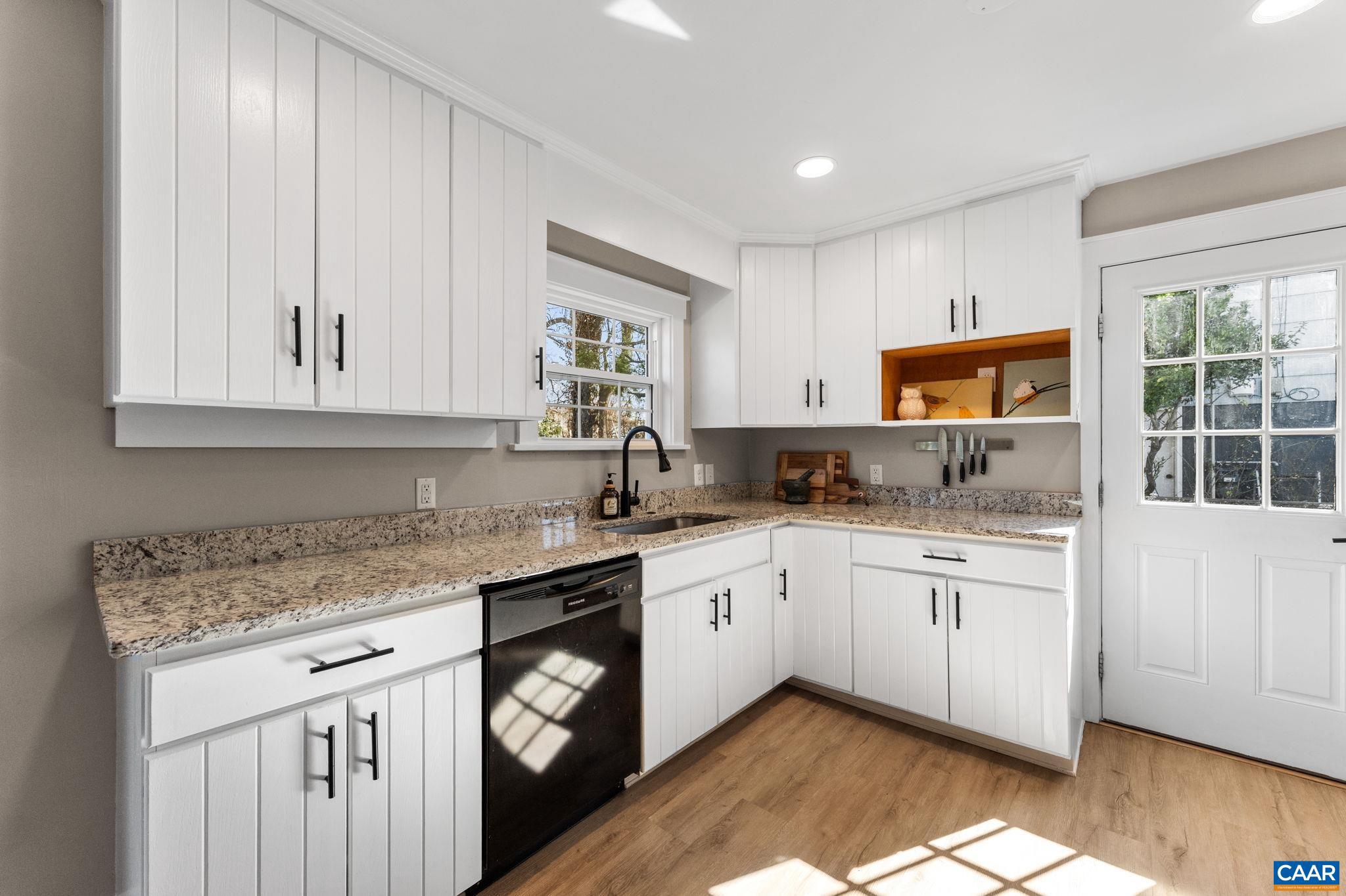 BELMONT - Residential