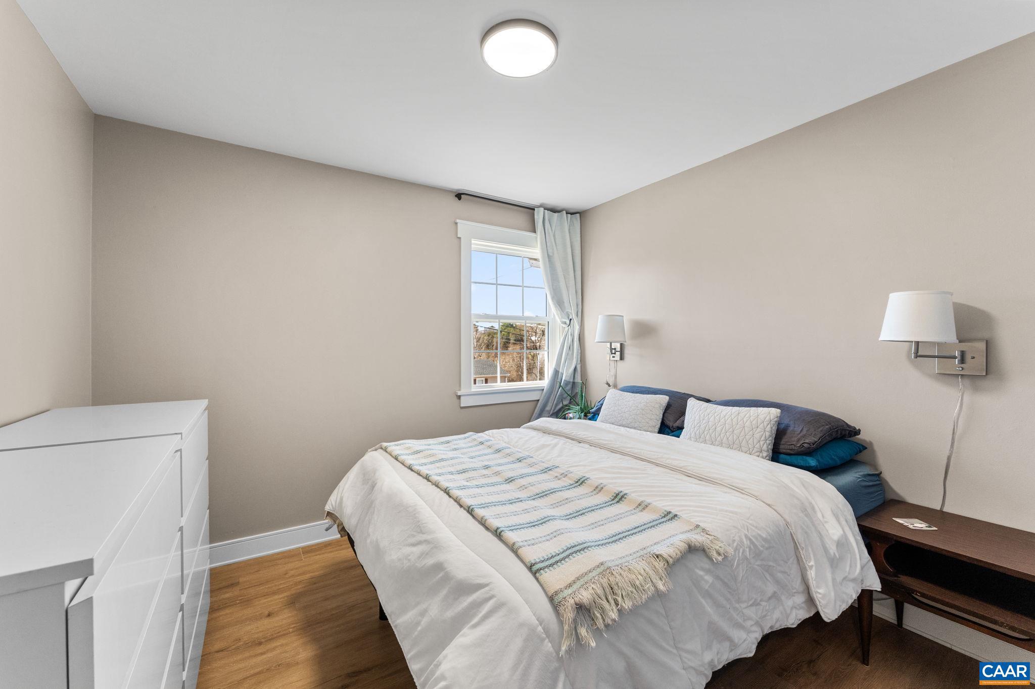 BELMONT - Residential