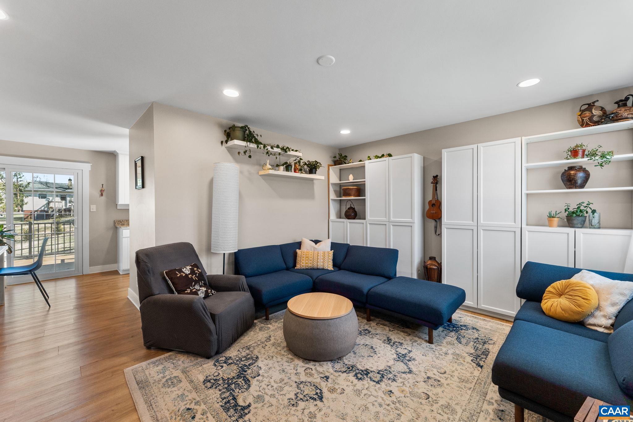 BELMONT - Residential